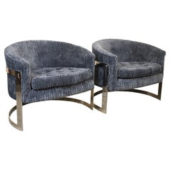 Paire de fauteuils de salon chromés de style « Mid-Century », conçus par Milo Baughman