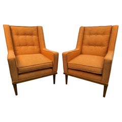 Paire de fauteuils rembourrés vintage de style « Mid-Century Modern » de couleur orange