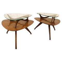 Table d'appoint à deux niveaux en verre et noyer, conçue par Vladimir Kagan