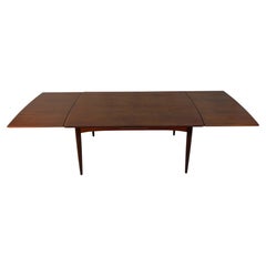 Tavolo da pranzo danese in teak con prolunghe della metà del secolo, realizzato da Gudme Møbelfabrik