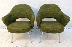 Executive Armchairs by Eero Saarinen for Knoll in Green, Pair of 2