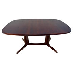 Mid-Century Modern Expanding Rosewood Dining Table by Gudme Møbelfabrik