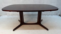 Mid-Century Modern Expanding Rosewood Dining Table by Gudme Møbelfabrik