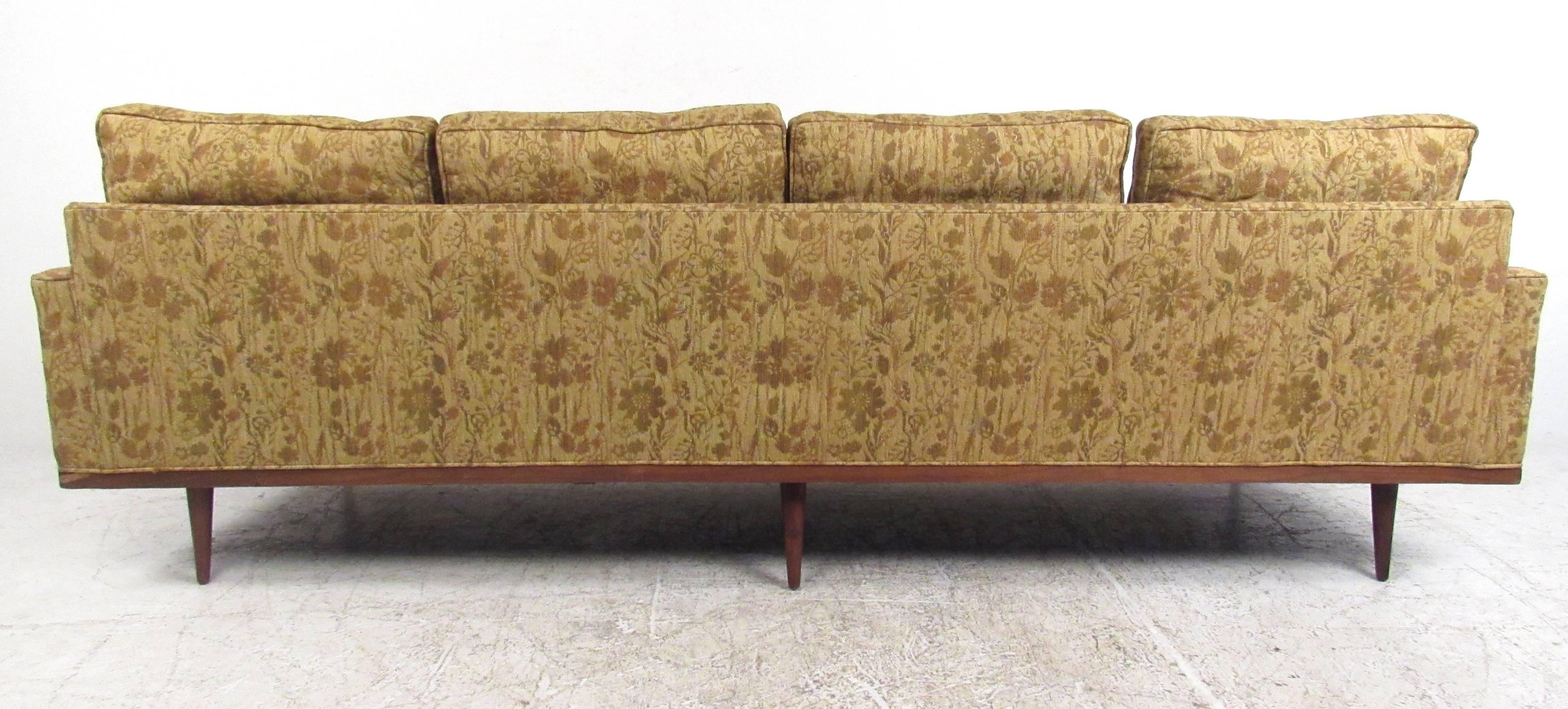 milo baughman thayer coggin sofa