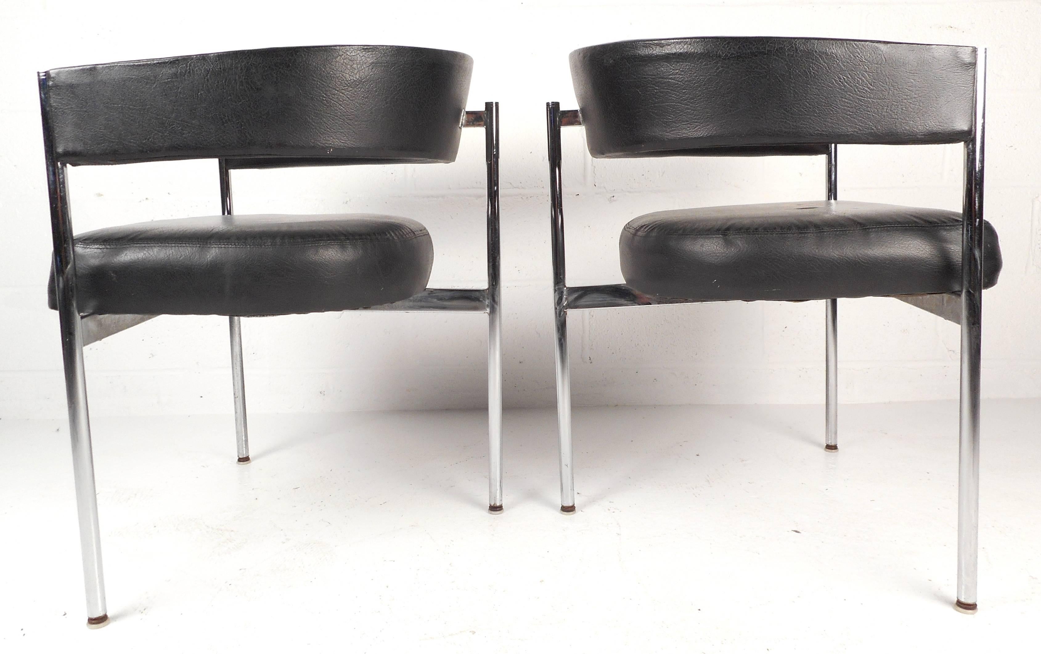 American Mid-Century Modern Cassina Style Barrel Back Side Chairs