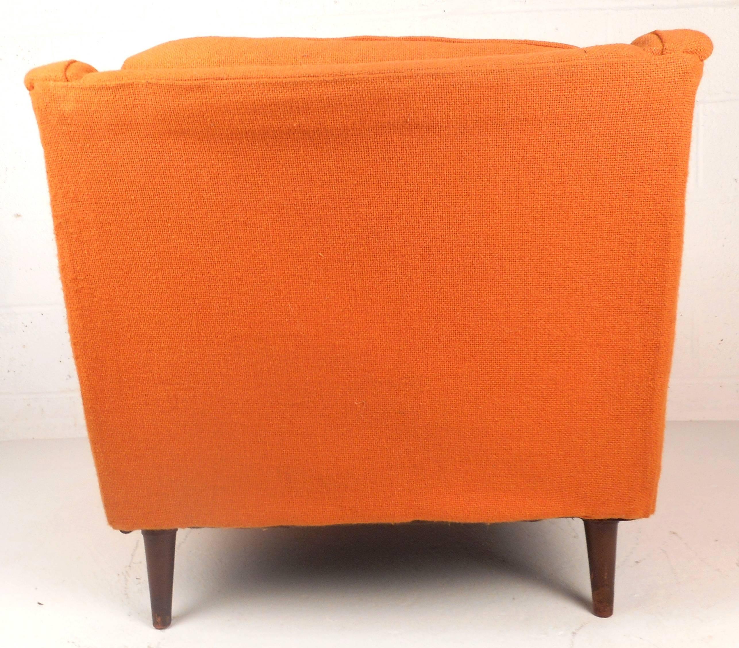 Late 20th Century Mid-Century Modern Danish Lounge Chair by Selig