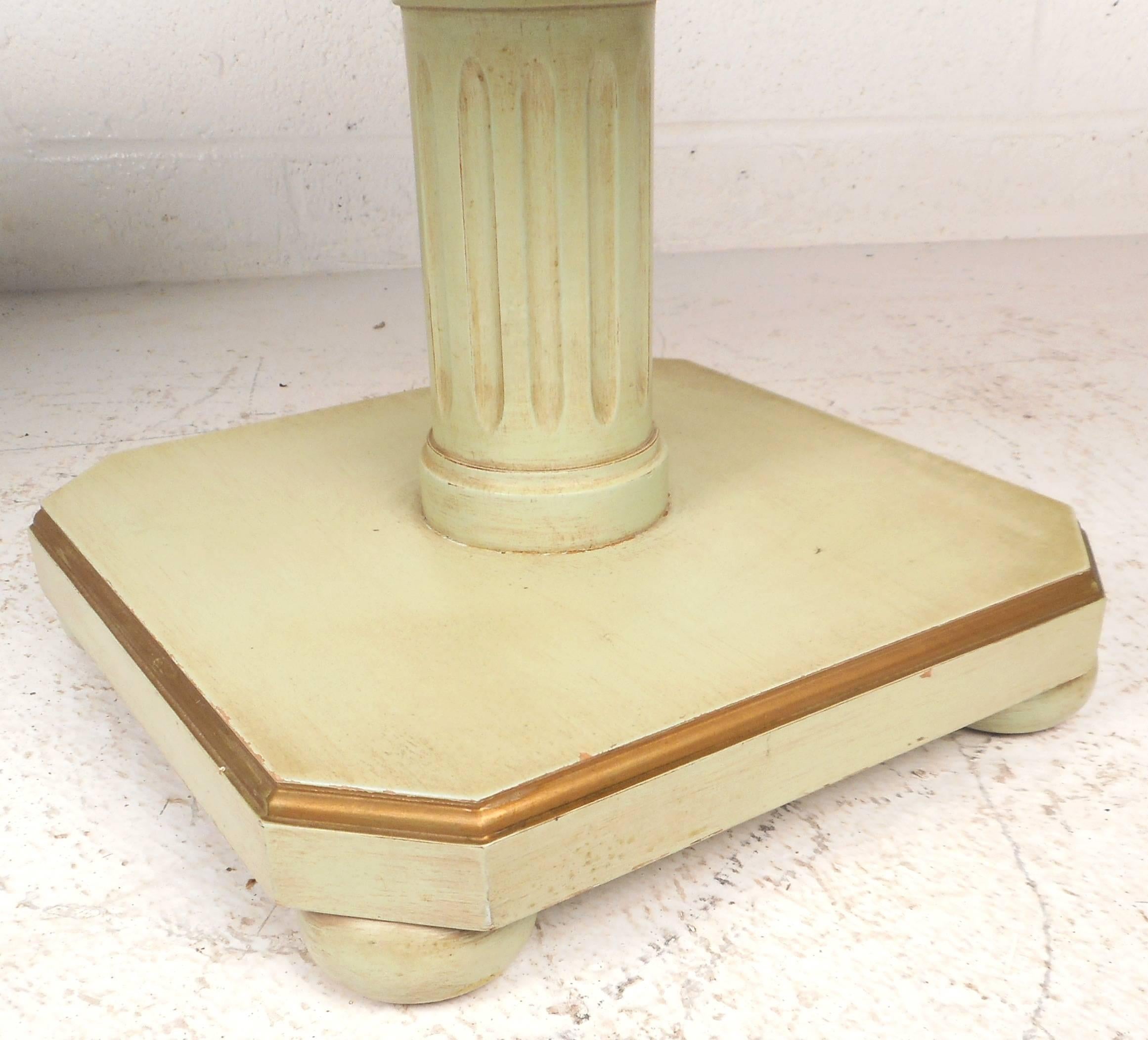 American Pair of Mid-Century Marble-Top Side Tables in the Style of Dorothy Draper