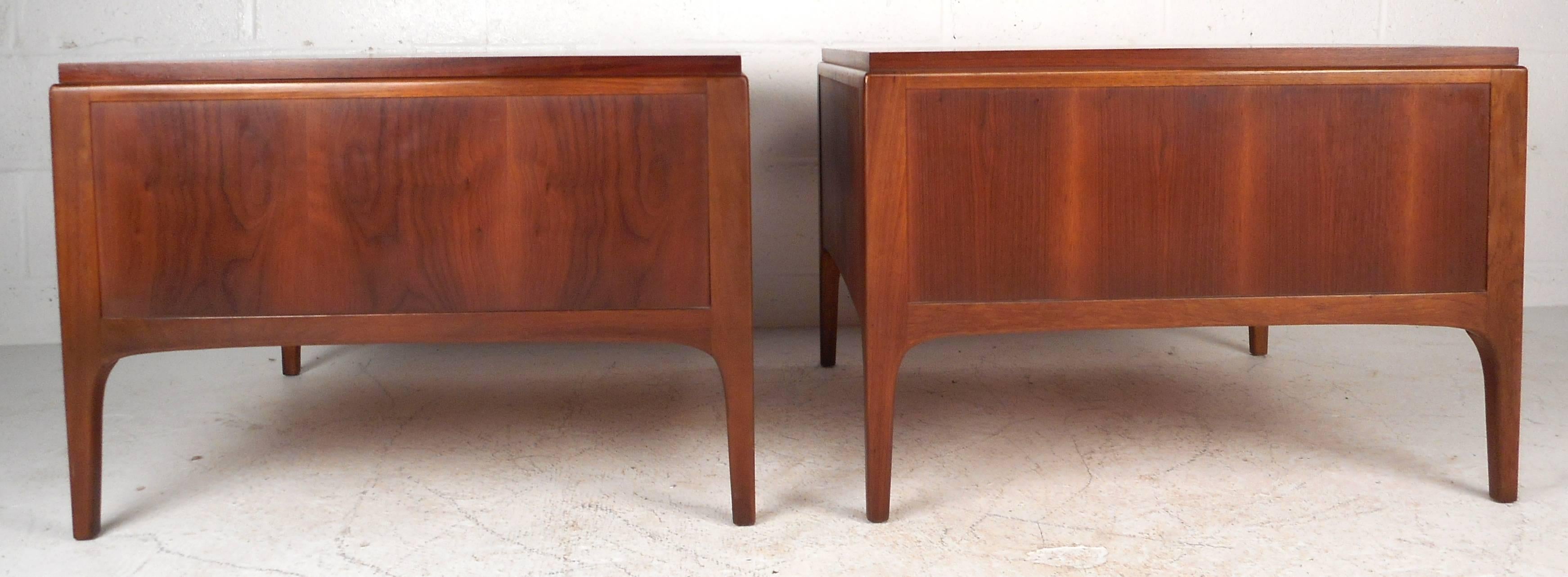Mid-Century Modern Low End Tables by Lane Furniture In Good Condition In Brooklyn, NY