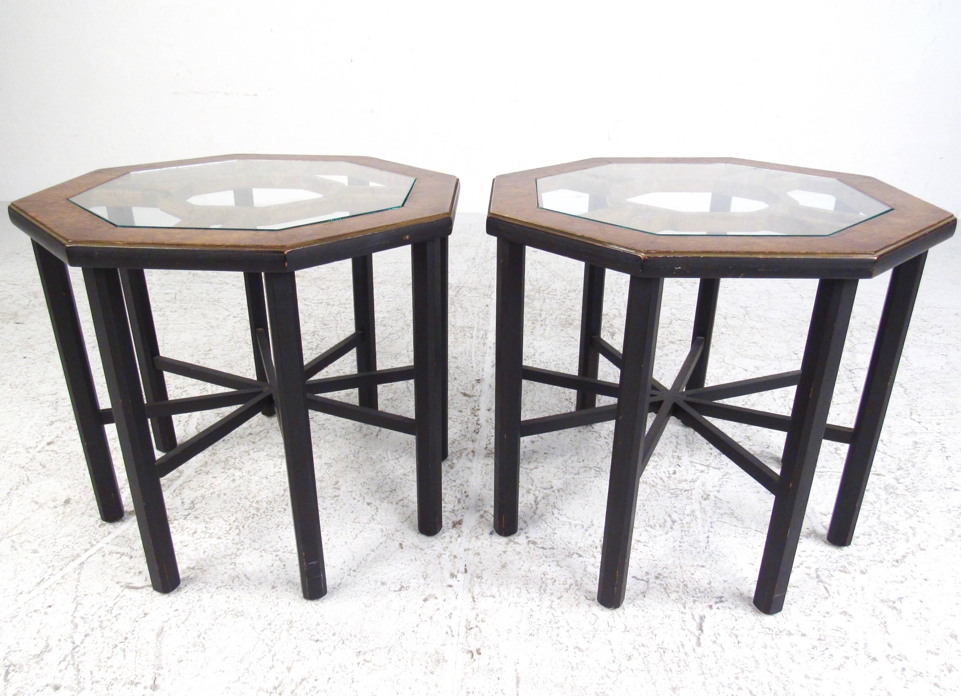 Pair of Mastercraft Style End Tables In Good Condition For Sale In Brooklyn, NY