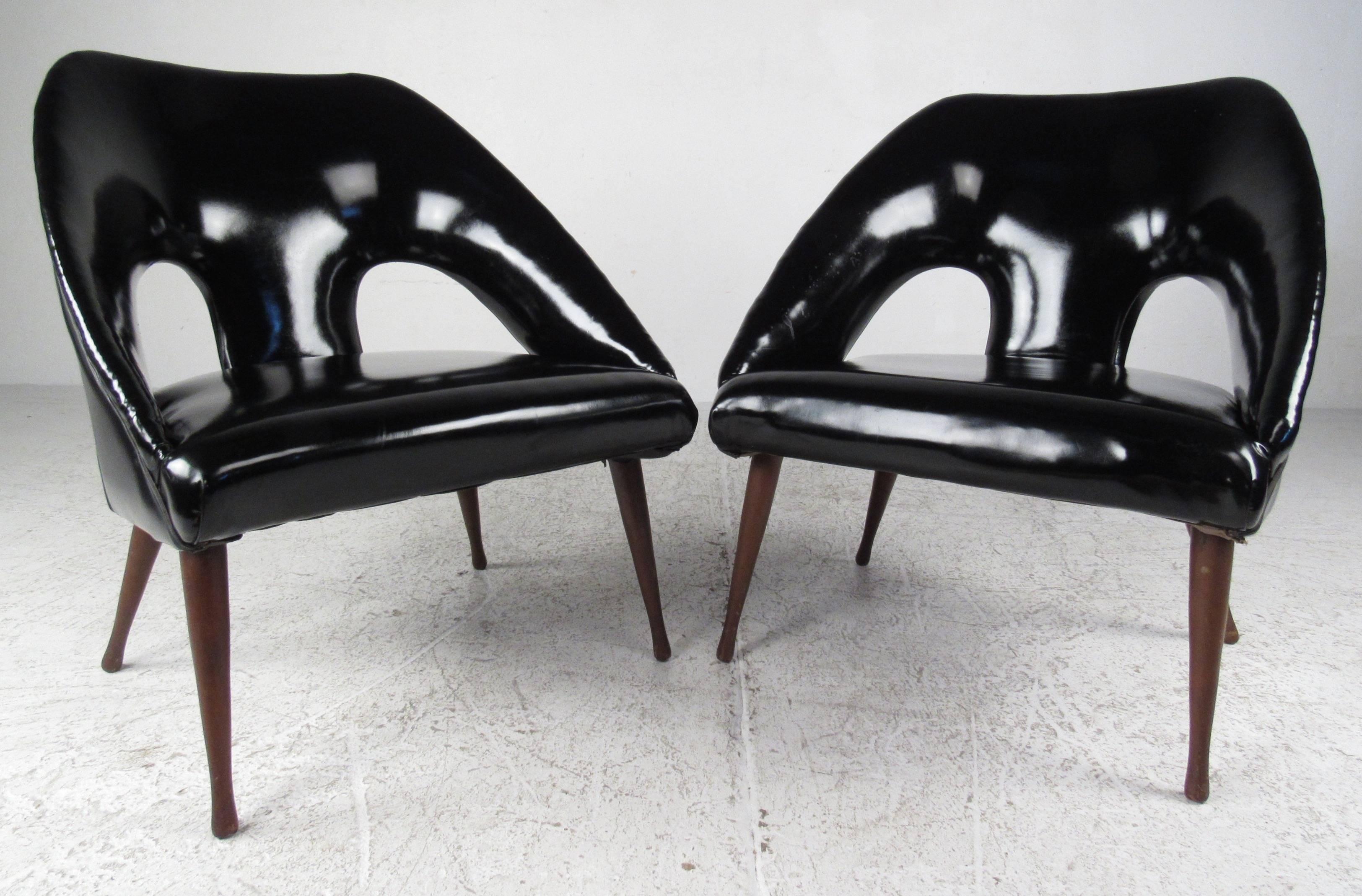 Mid-Century Modern Pair of Vintage Modern Glossy Black Vinyl Lounge Chairs