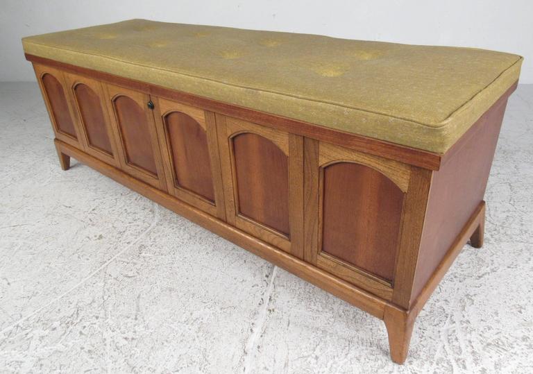 Lane Cedar Lined Blanket Chest at 1stDibs