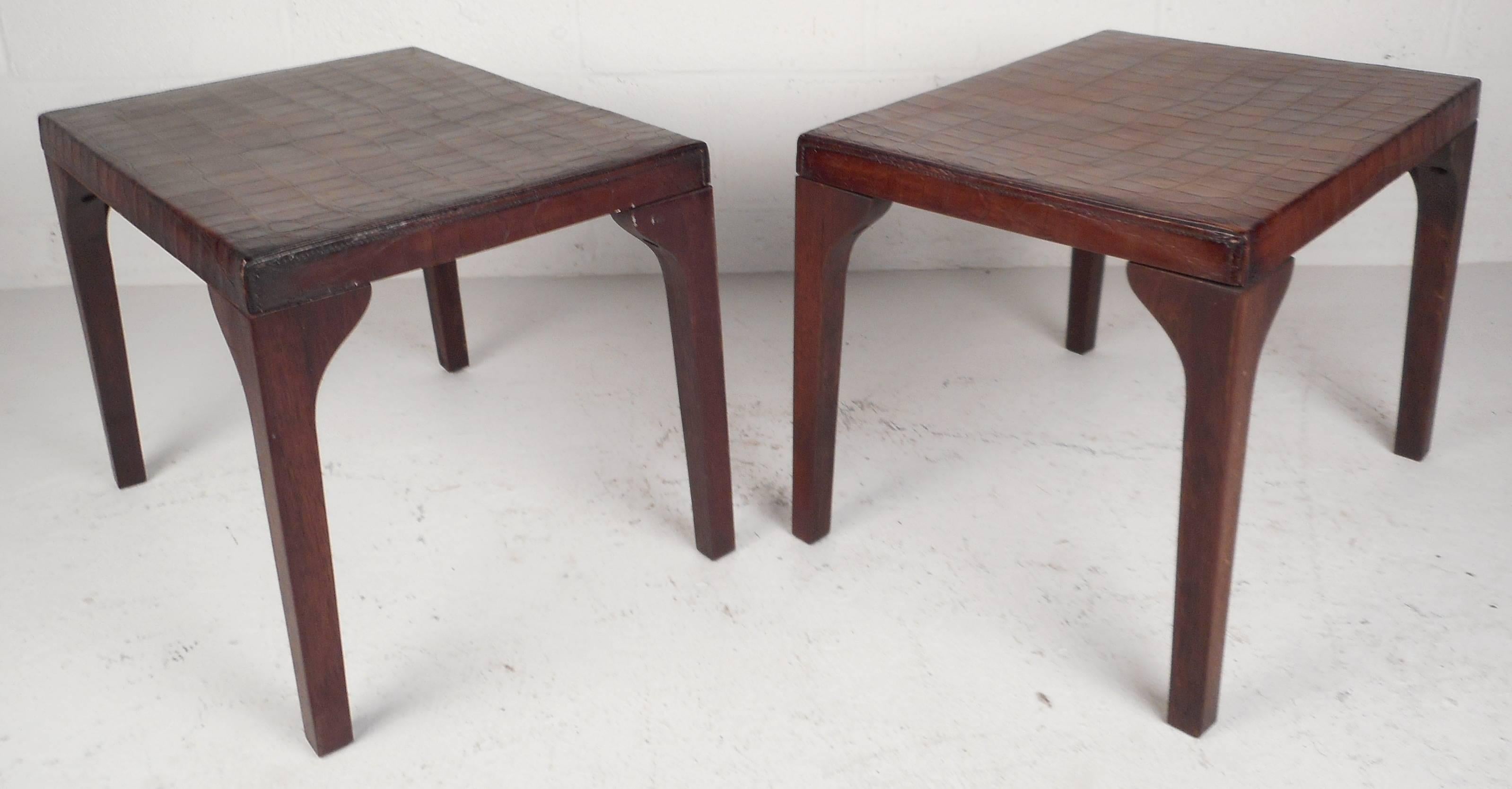 Mid-Century Modern Alligator Embossed Leather Top End Tables In Good Condition In Brooklyn, NY