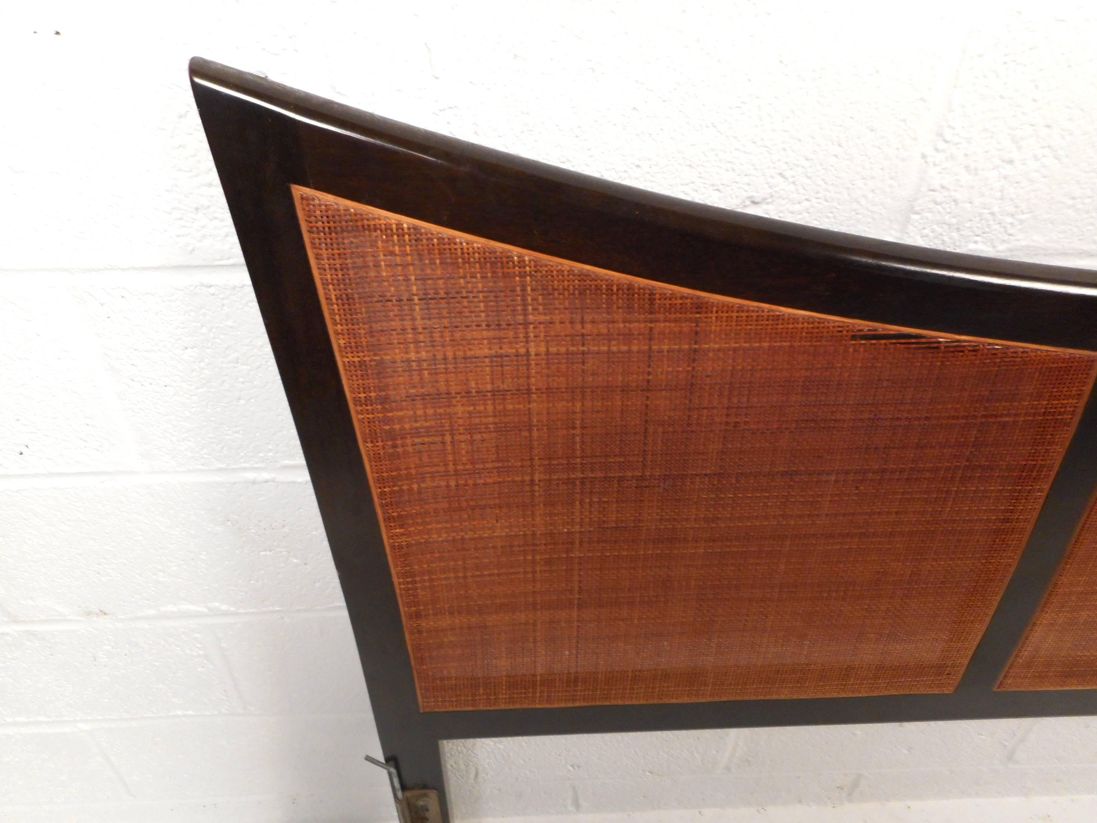 Mid-Century Modern King Size Headboard by Harvey Probber In Good Condition In Brooklyn, NY