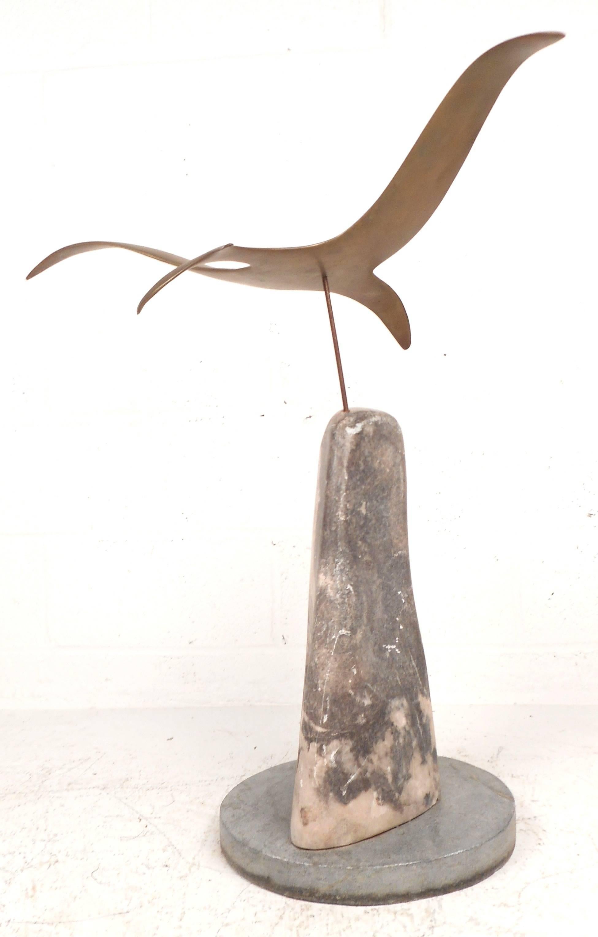 20th Century Mid-Century Modern Style Brass and Marble Seagull Sculpture For Sale