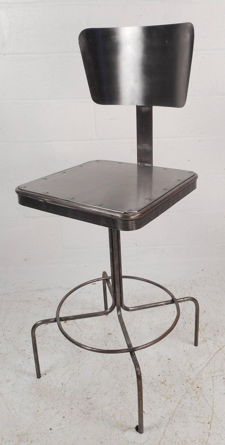 Vintage Industrial Metal Bar Stool For Sale at 1stdibs