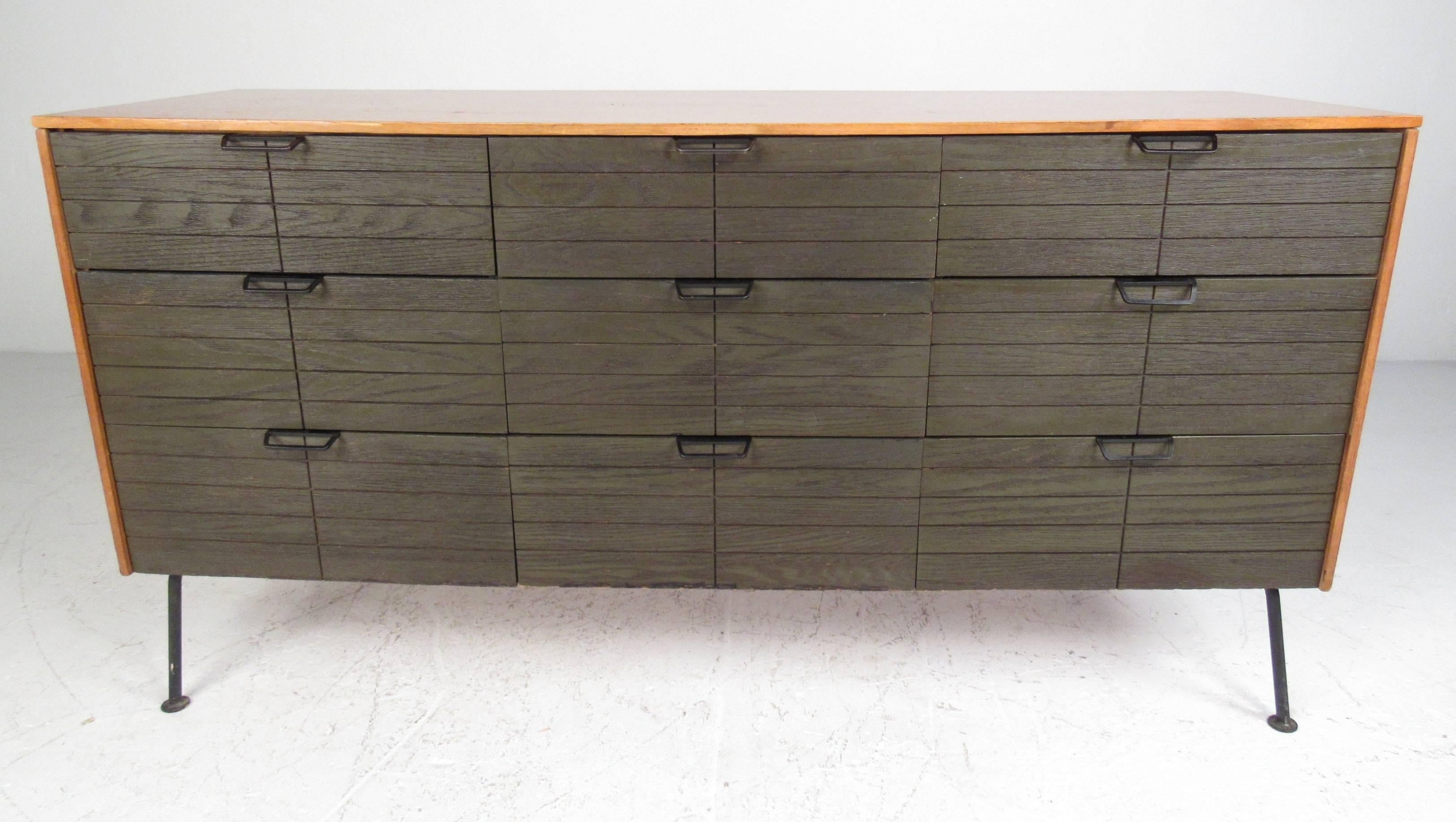 mengel dresser