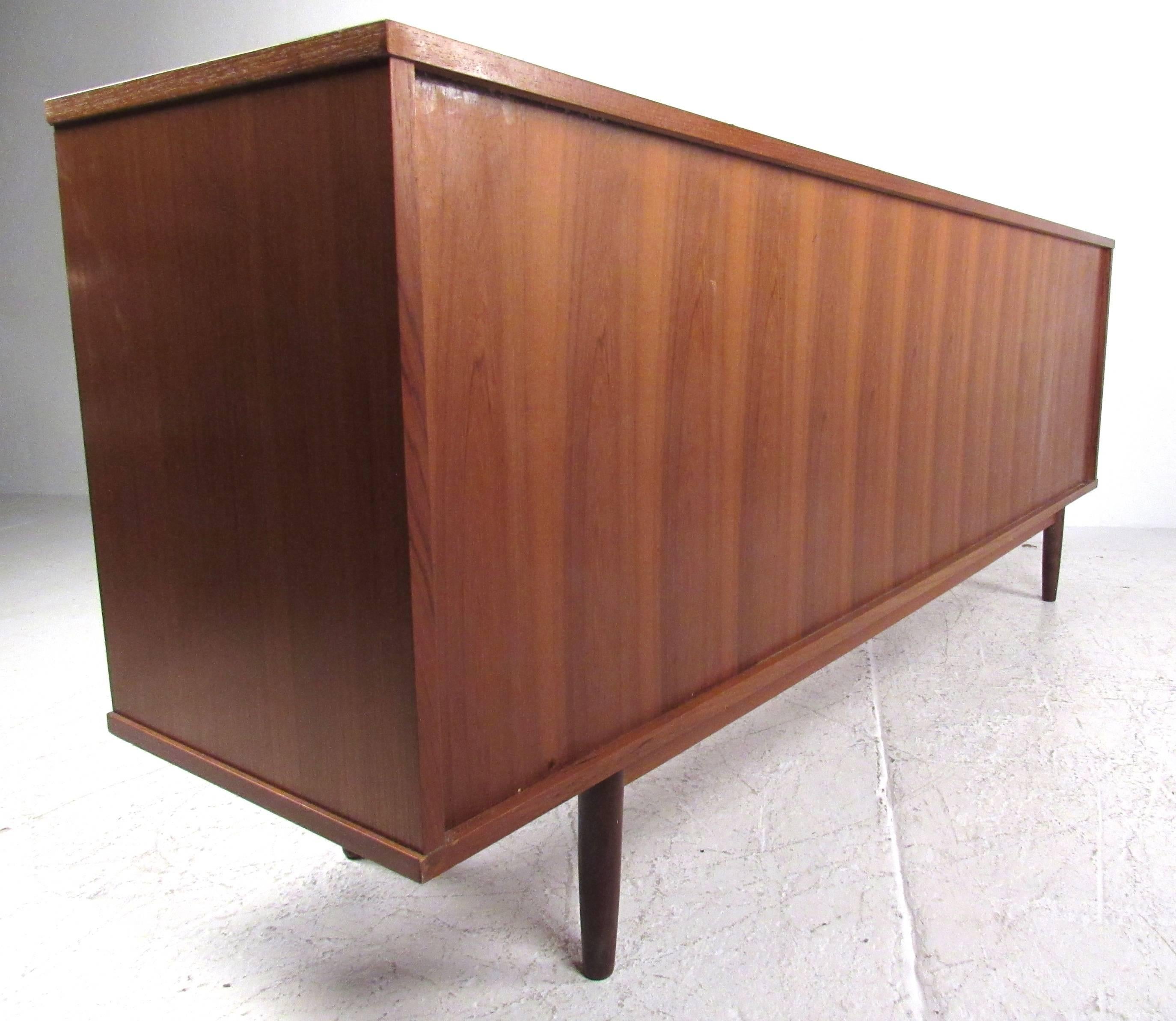 Italian Modern Teak Sideboard 2