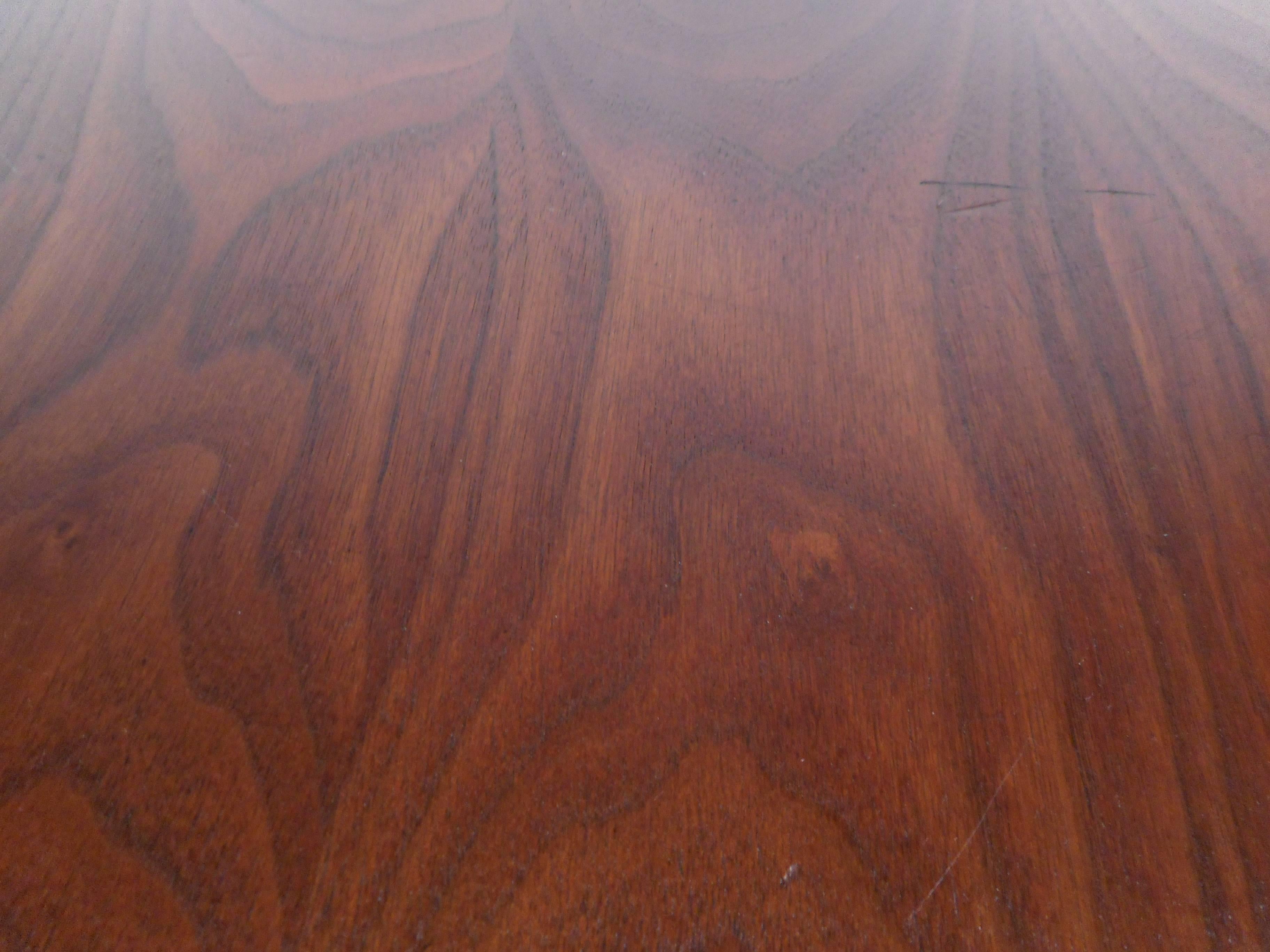 Mid-Century Modern Round End Table 1