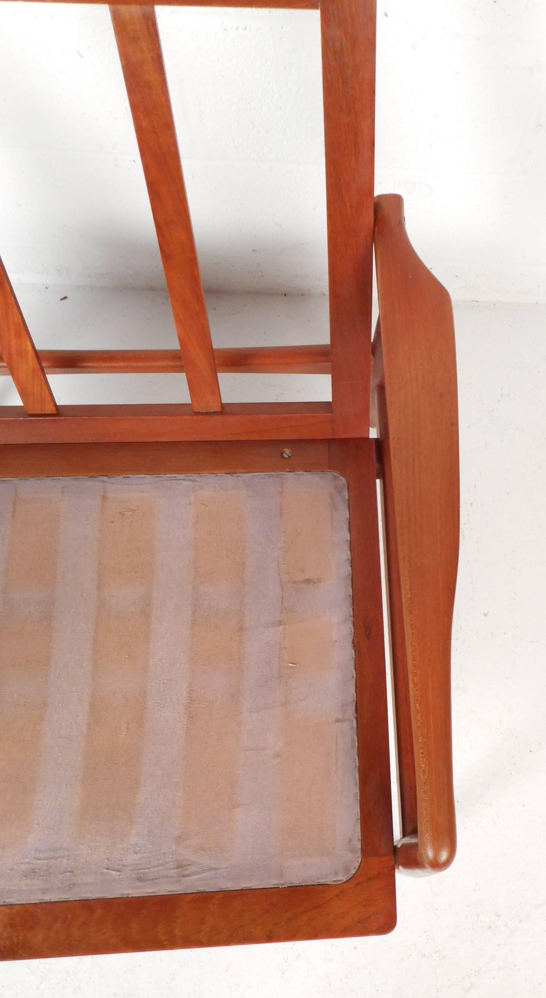Late 20th Century Pair of Mid-Century Modern SL Mobler Danish Teak Lounge Chairs