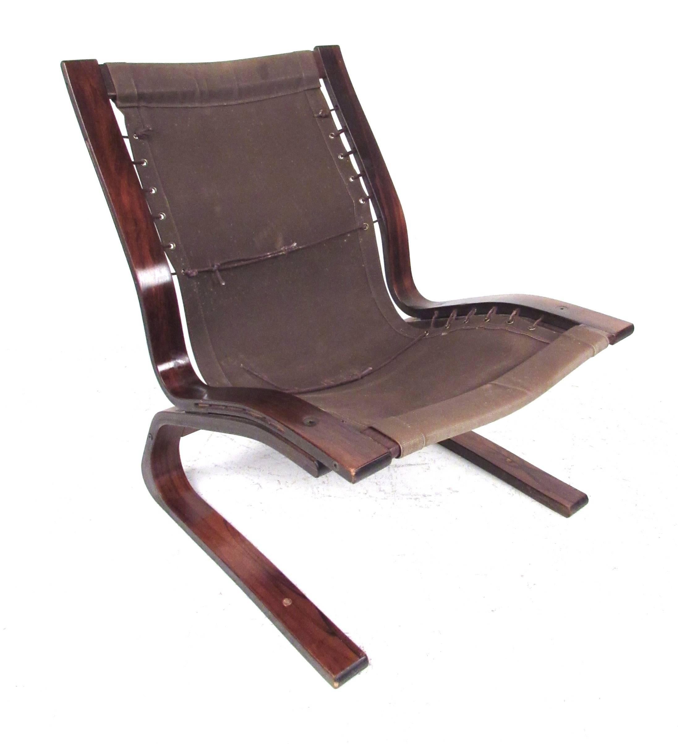 Danish Pair of Westnofa Siesta Chairs For Sale