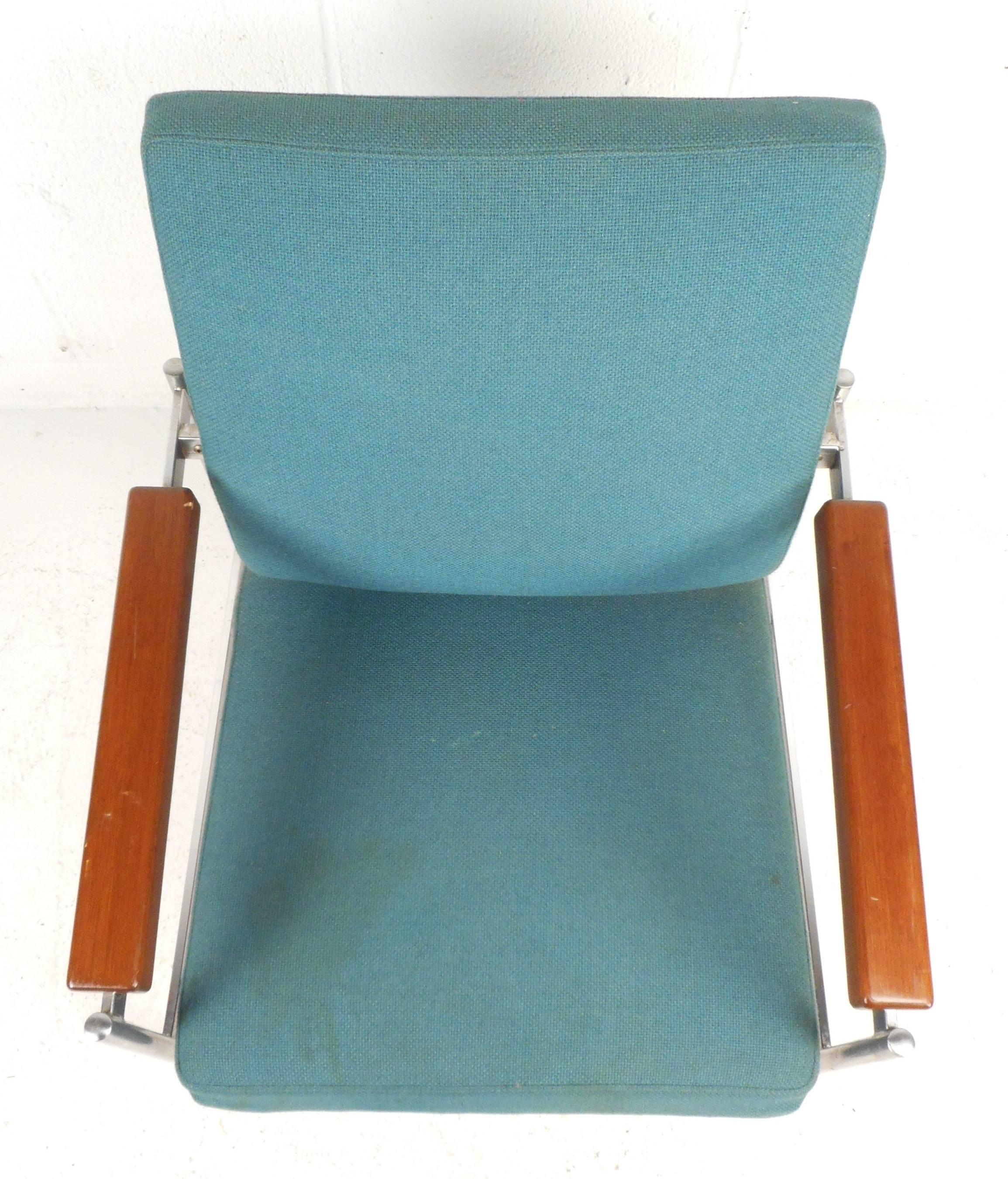 vintage lounge chairs