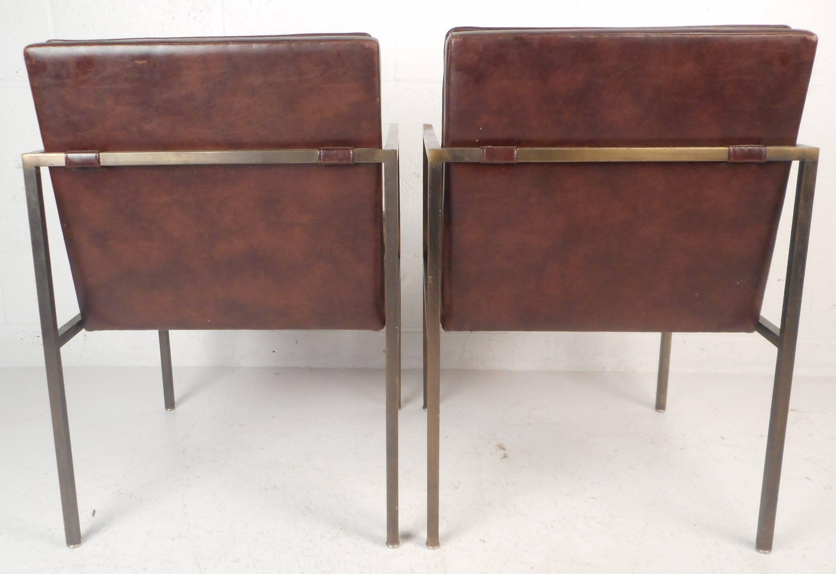 Late 20th Century Pair of Mid-Century Modern Brass and Vinyl Armchairs by Tulip Inc