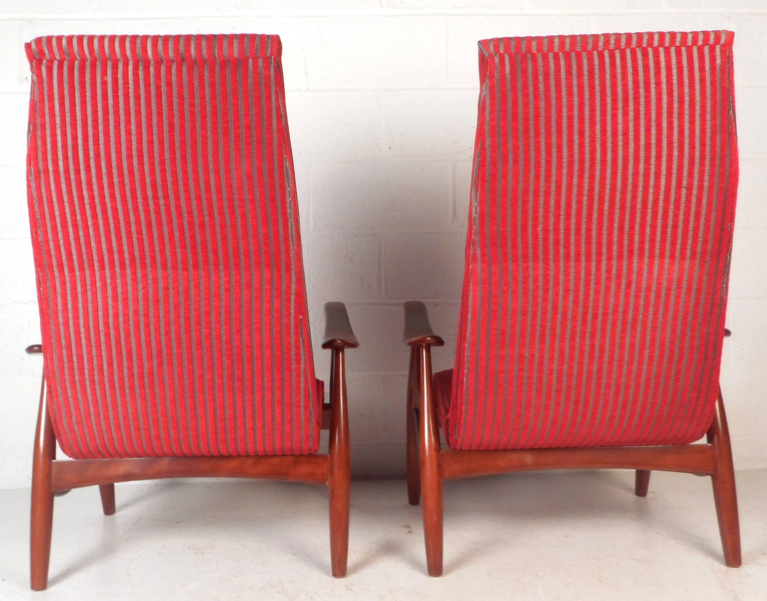 Pair of Mid-Century Sculpted High Back Walnut Lounge Chairs In Good Condition For Sale In Brooklyn, NY