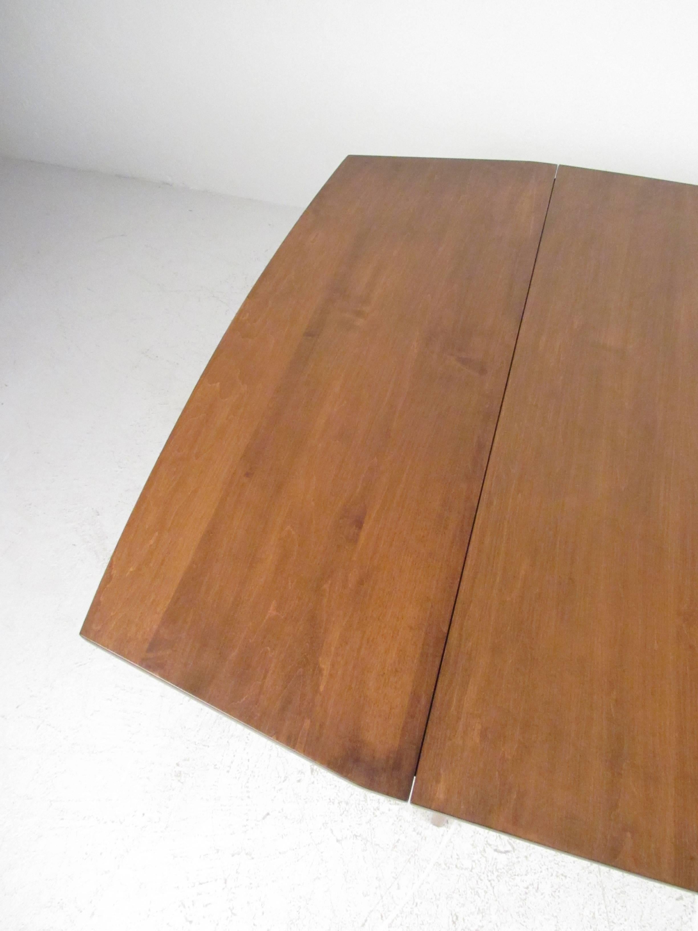 Mid-Century Modern Paul McCobb Drop-Leaf Dining Table