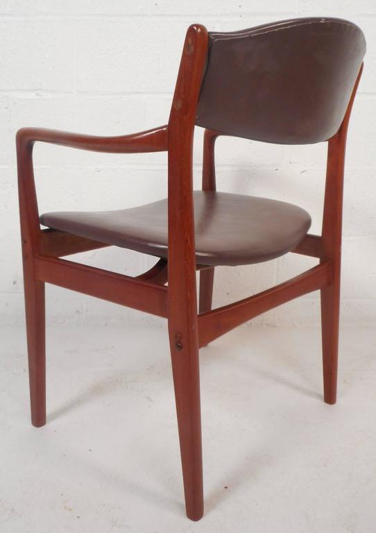 Set of Six Mid-Century Modern Danish Teak Dining Chairs For Sale 2