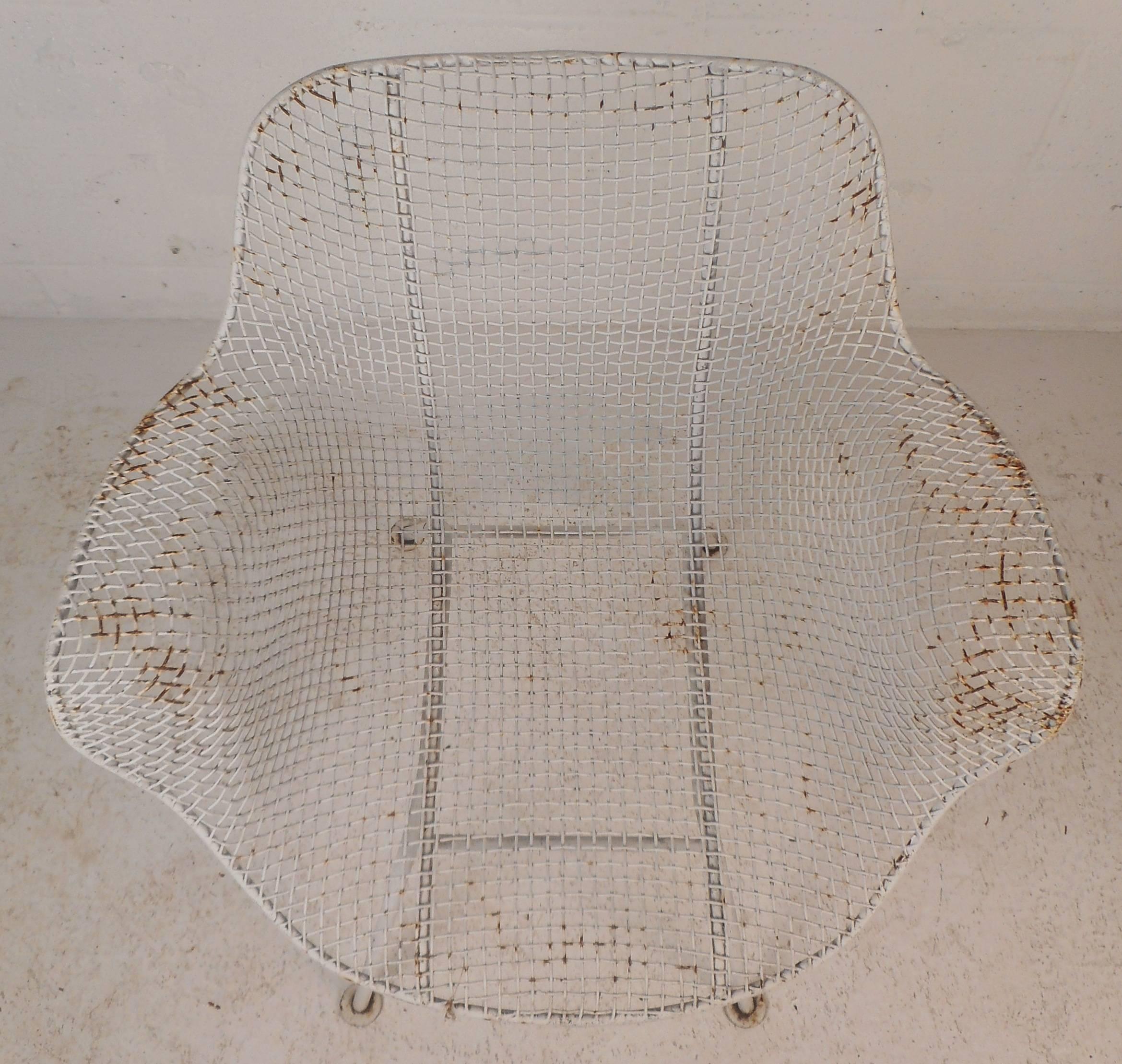 Metal Set of Four Mid-Century Modern Sculptura Patio Chairs by Russell Woodard