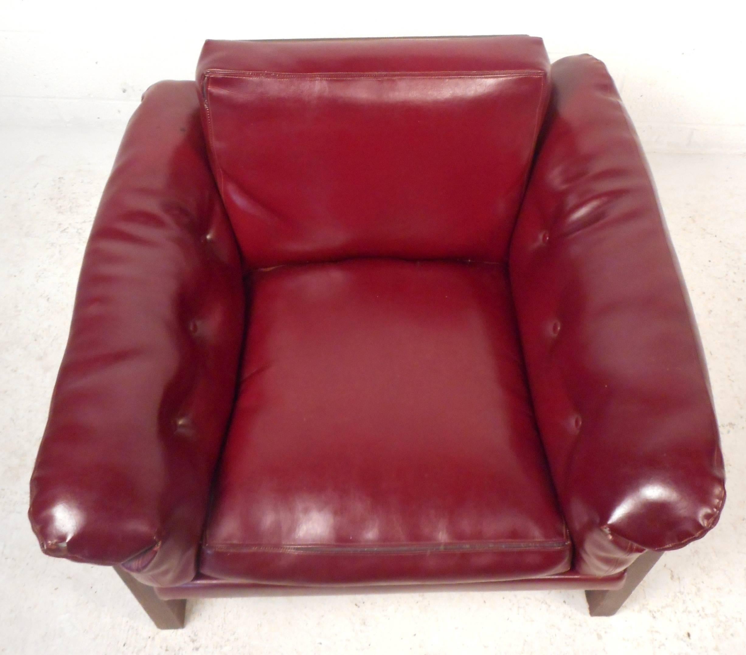 Mid-Century Modern Rosewood Lounge Chair by Milo Baughman for Thayer Coggin In Good Condition In Brooklyn, NY