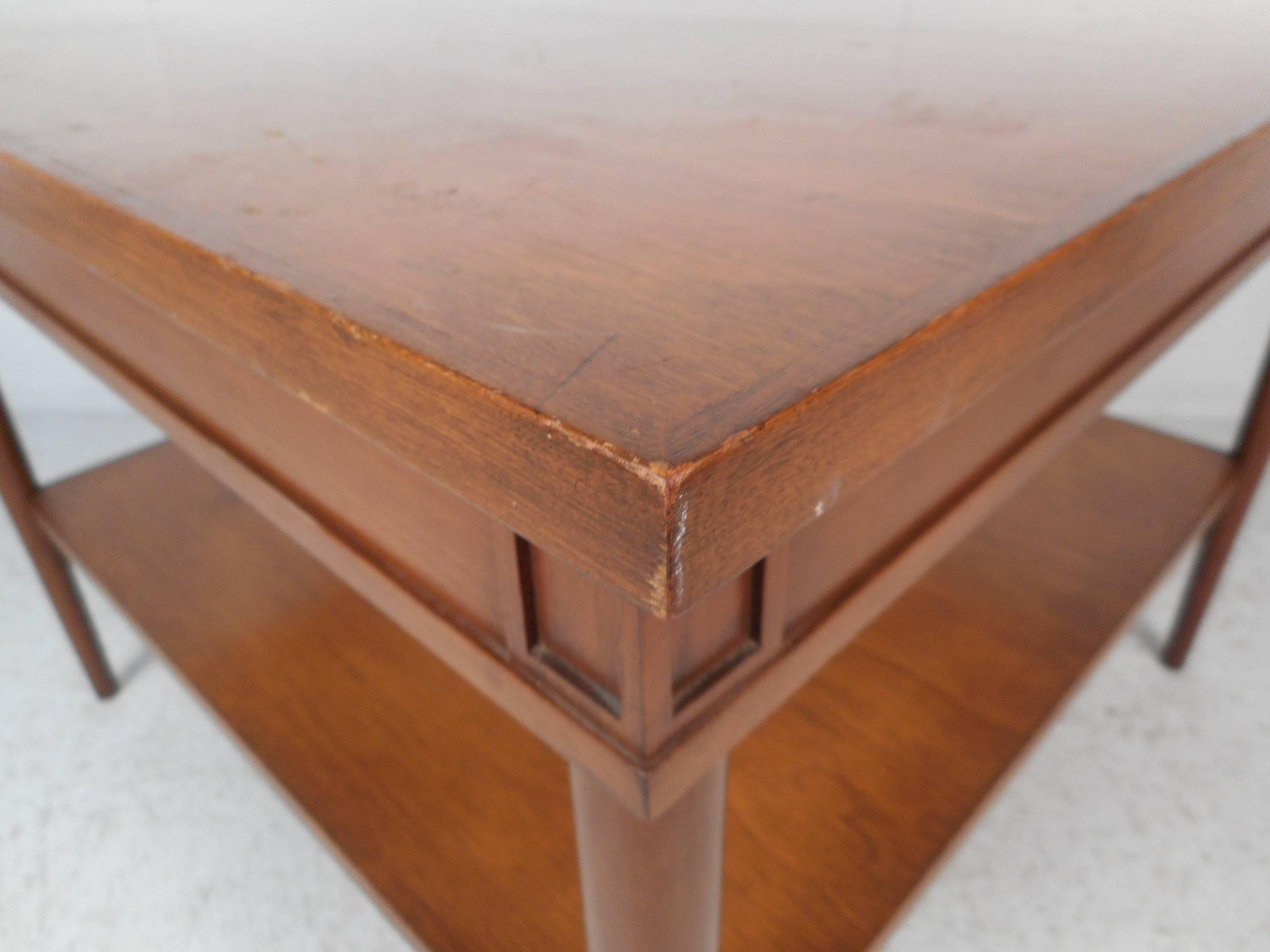 20th Century Unusual Mid-Century Modern Walnut Two-Tier Corner Table