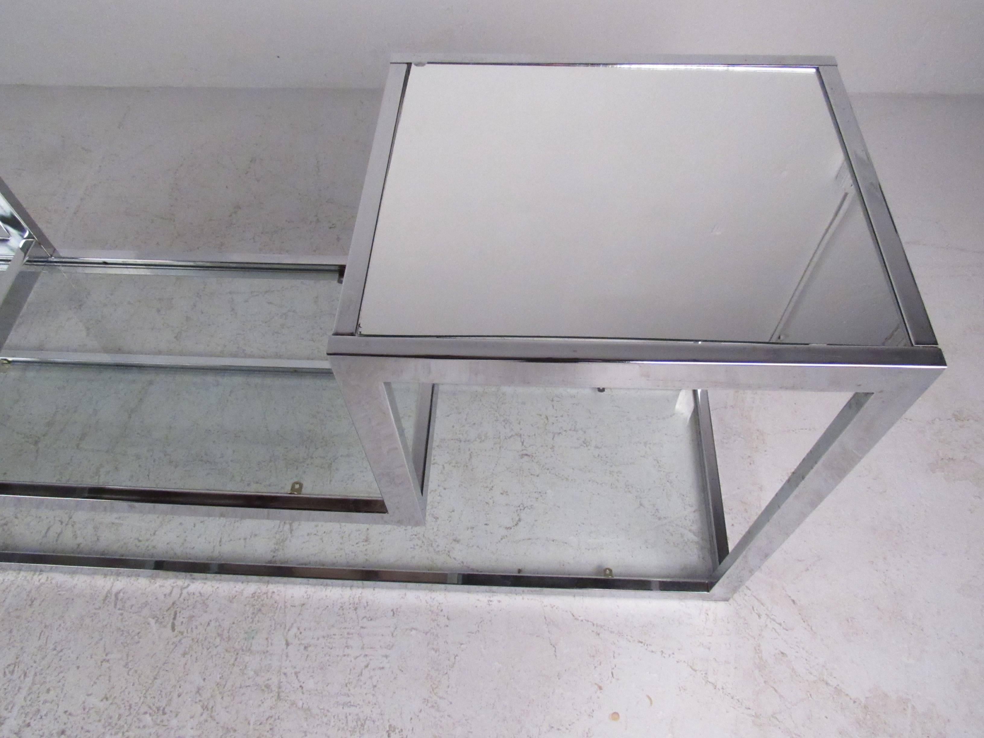 Late 20th Century Modern Chrome and Glass Bookshelf after Milo Baughman