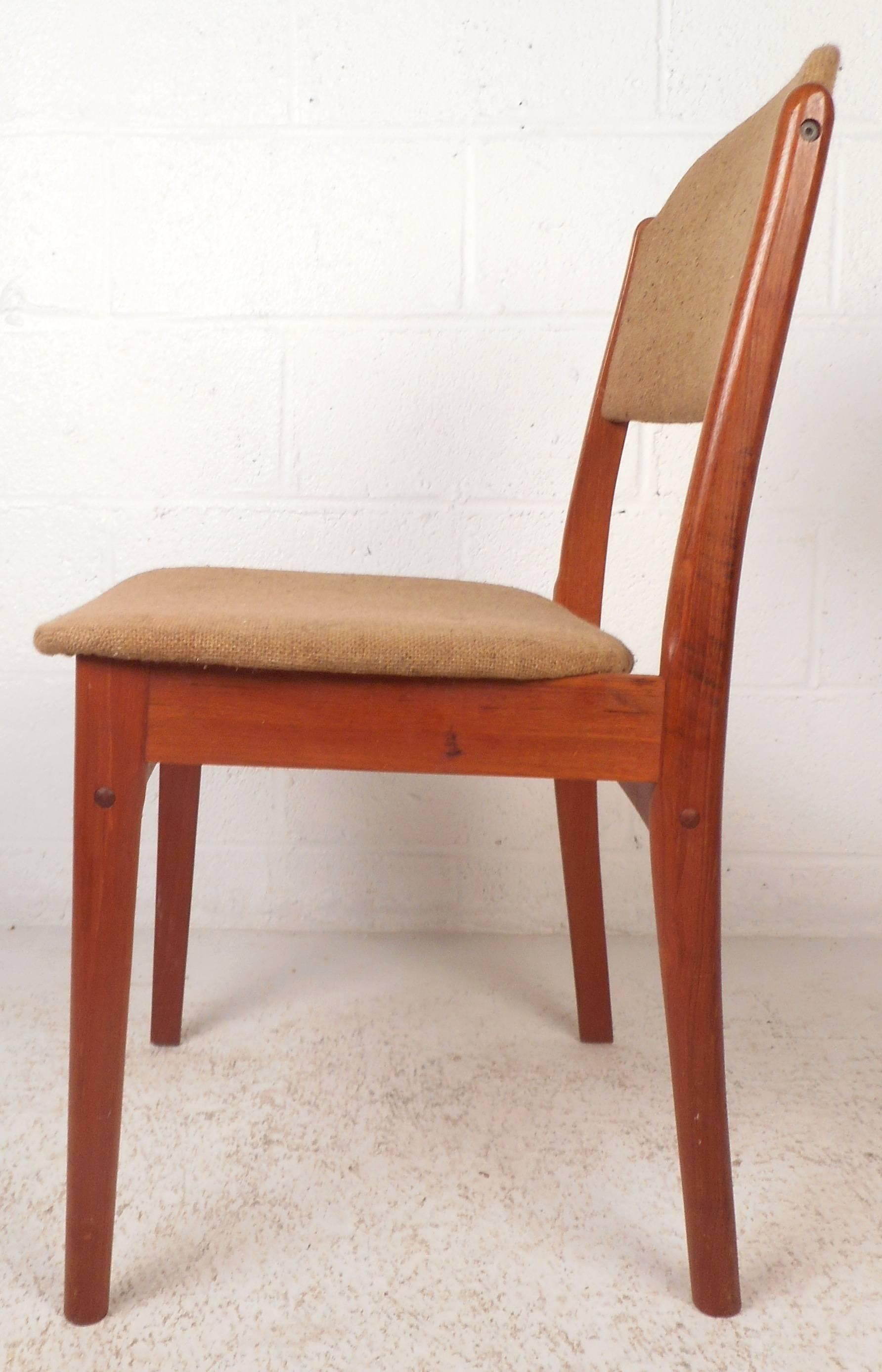 Late 20th Century Set of Six Mid-Century Modern Danish Teak Dining Chairs