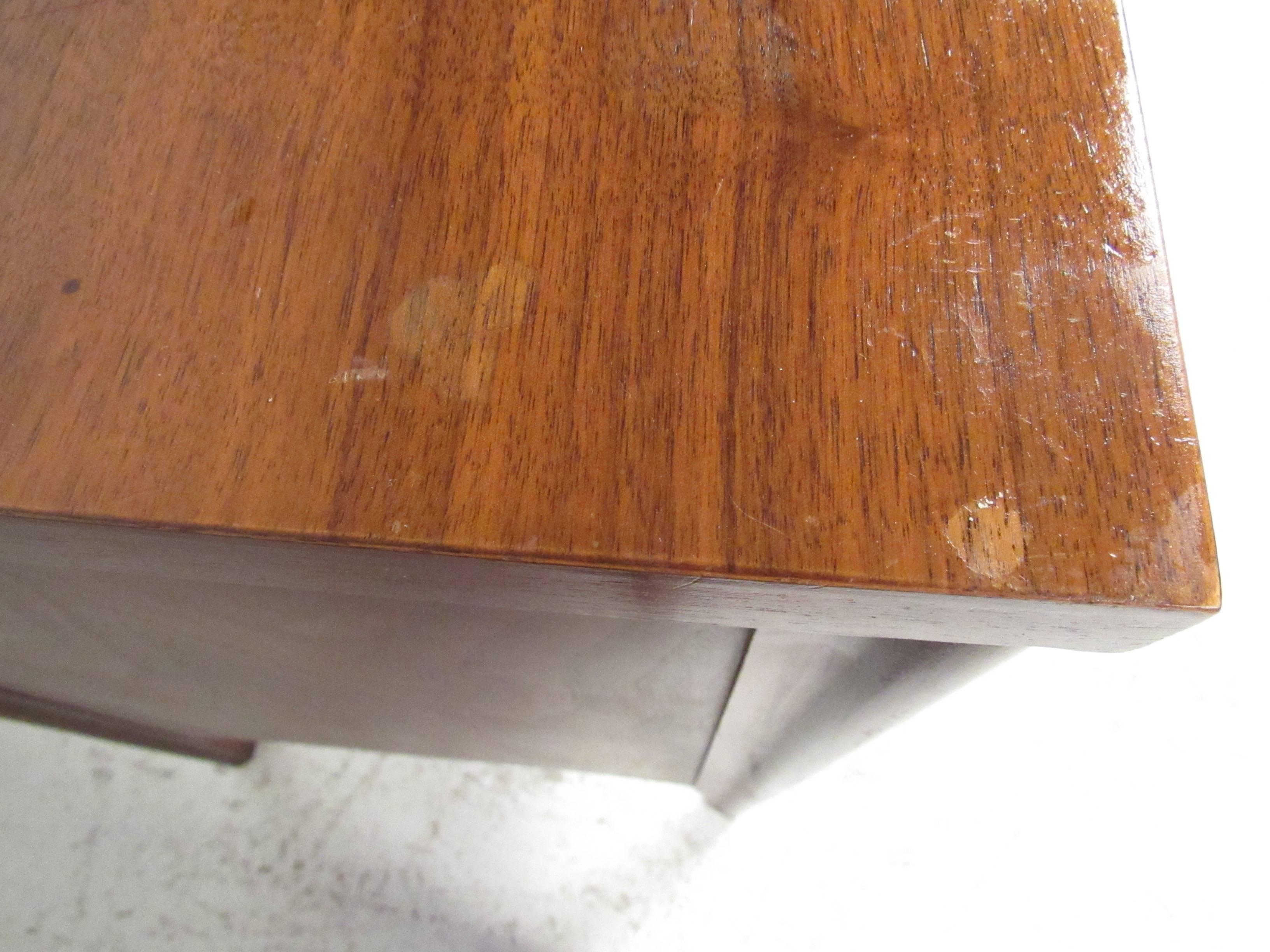 Mid-20th Century Mid-Century Walnut Broyhill Style Nightstands