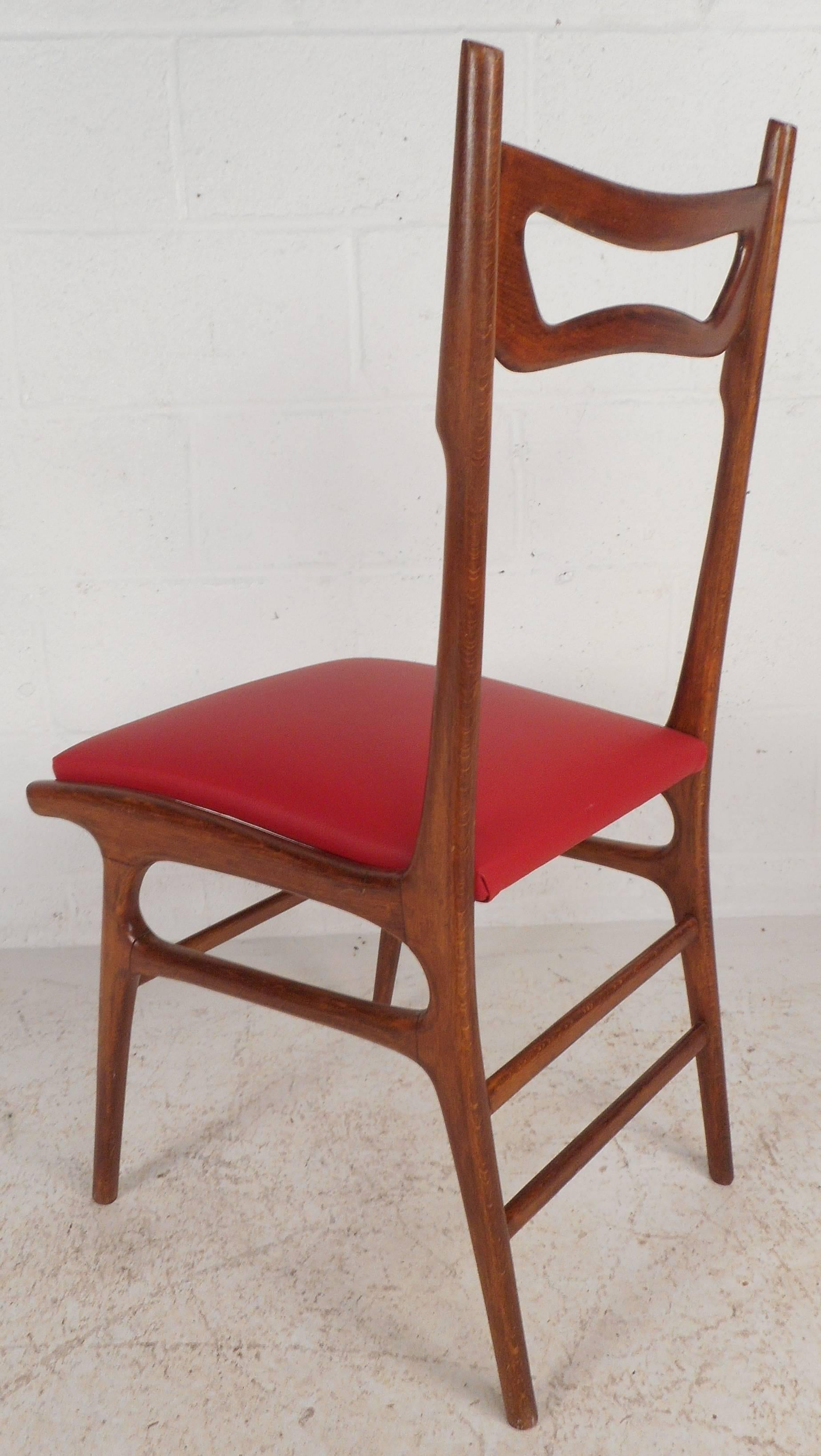 Late 20th Century Set of Mid-Century Modern Italian Dining Chairs