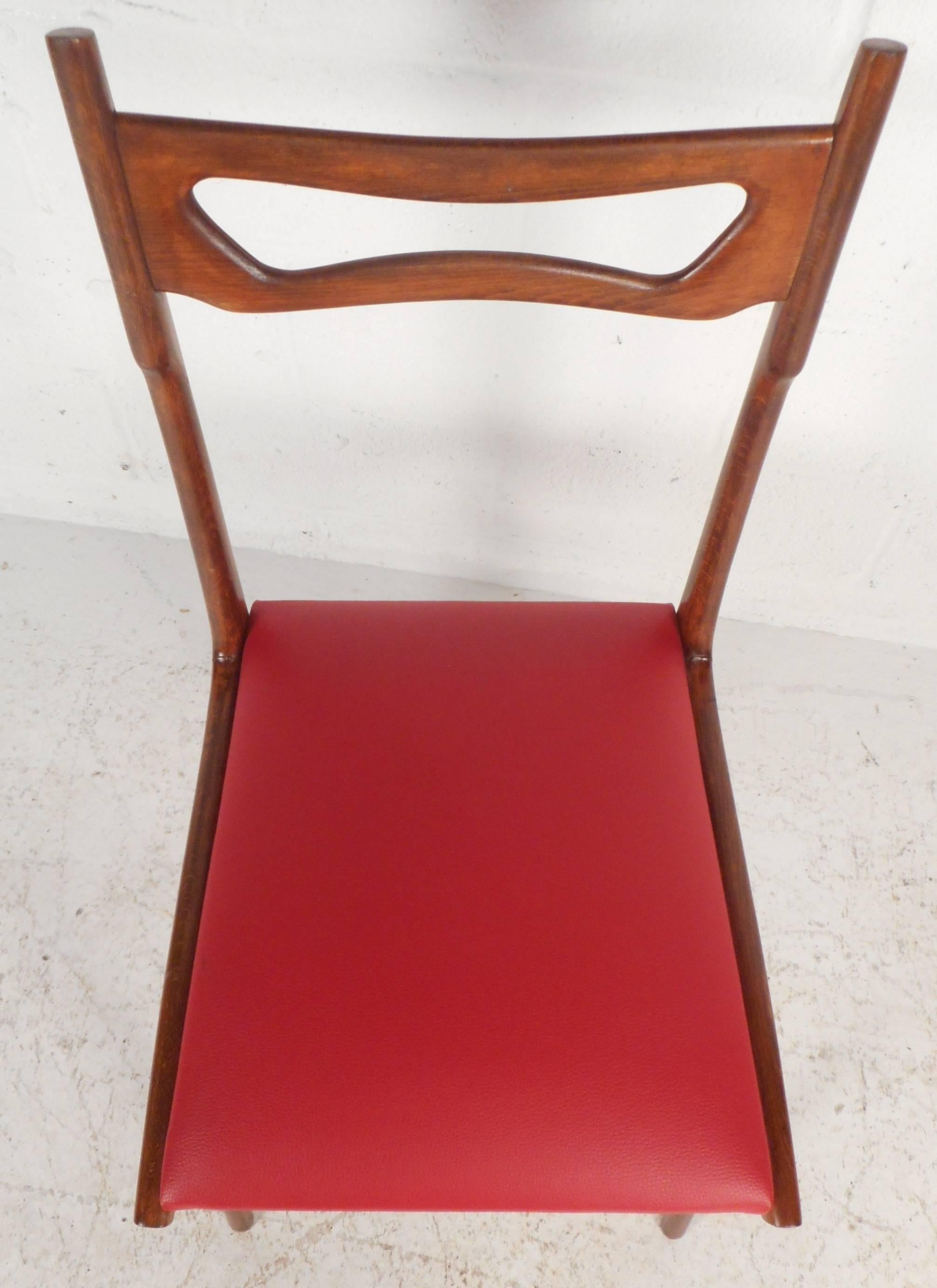 Set of Mid-Century Modern Italian Dining Chairs 1