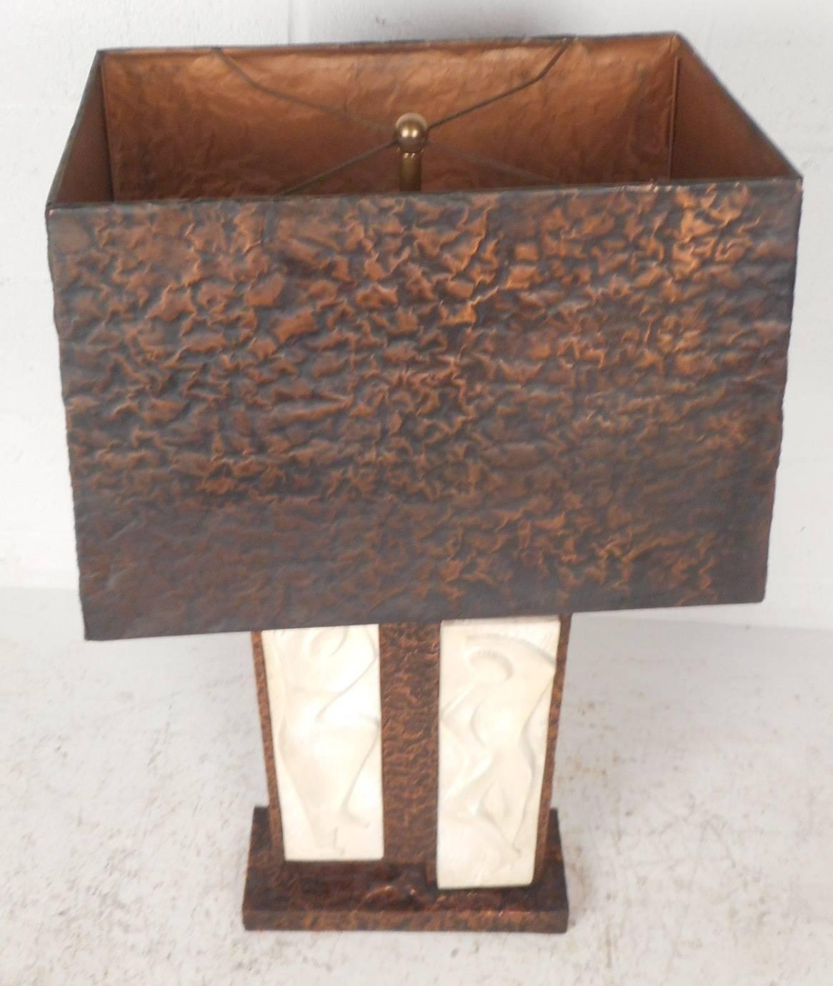 Unique Mid-Century Modern Textured Copper Table Lamp In Good Condition In Brooklyn, NY