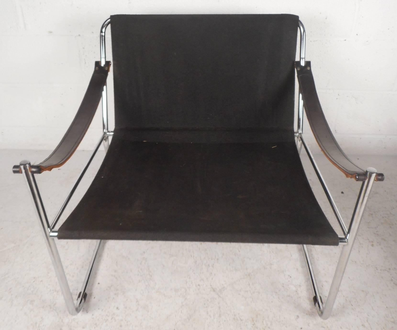 Late 20th Century Unique Mid-Century Modern Safari Style Lounge Chairs with Leather Arm Rests