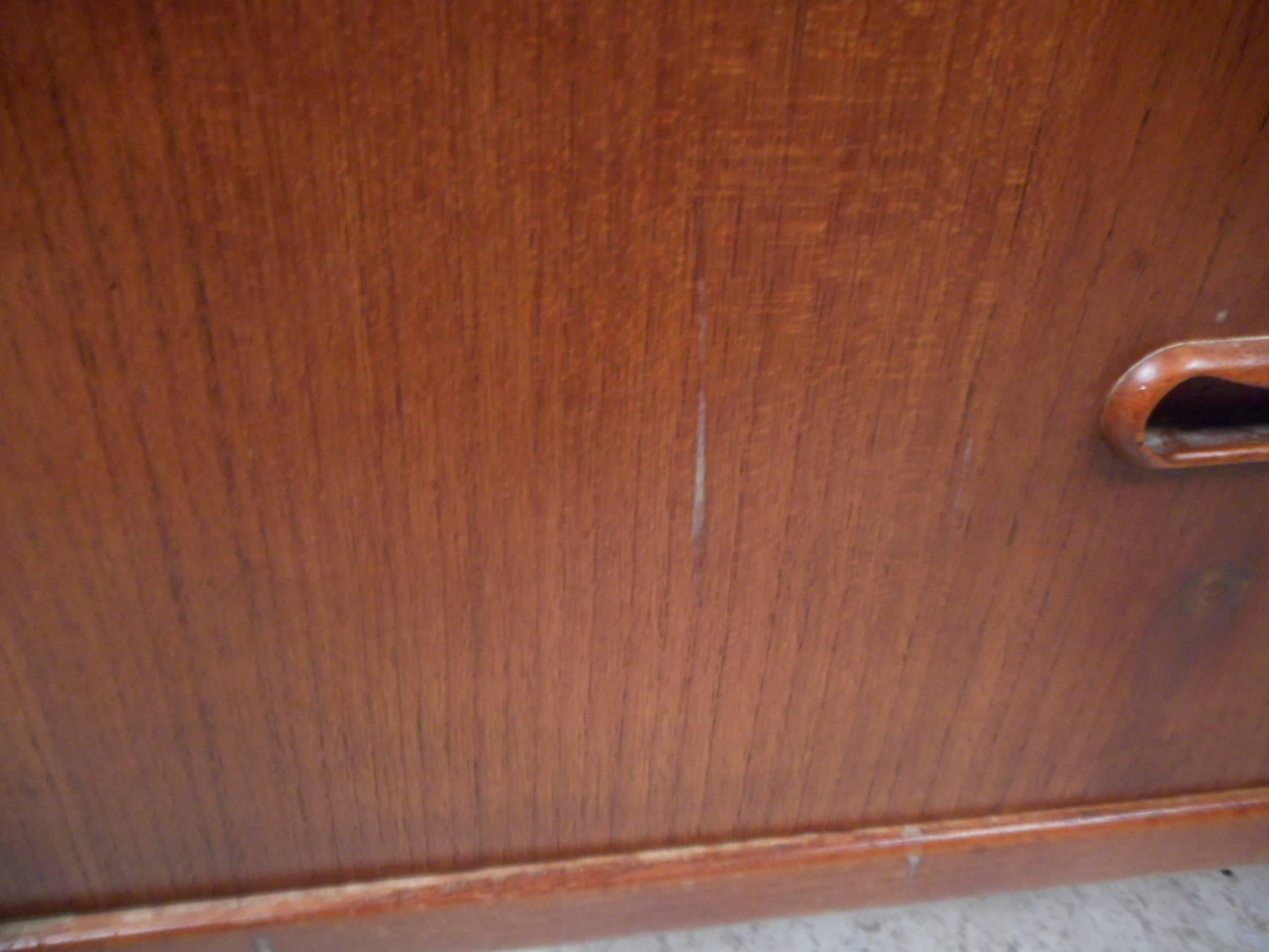 Mid-Century Modern Danish Teak Gentleman's Chest 2