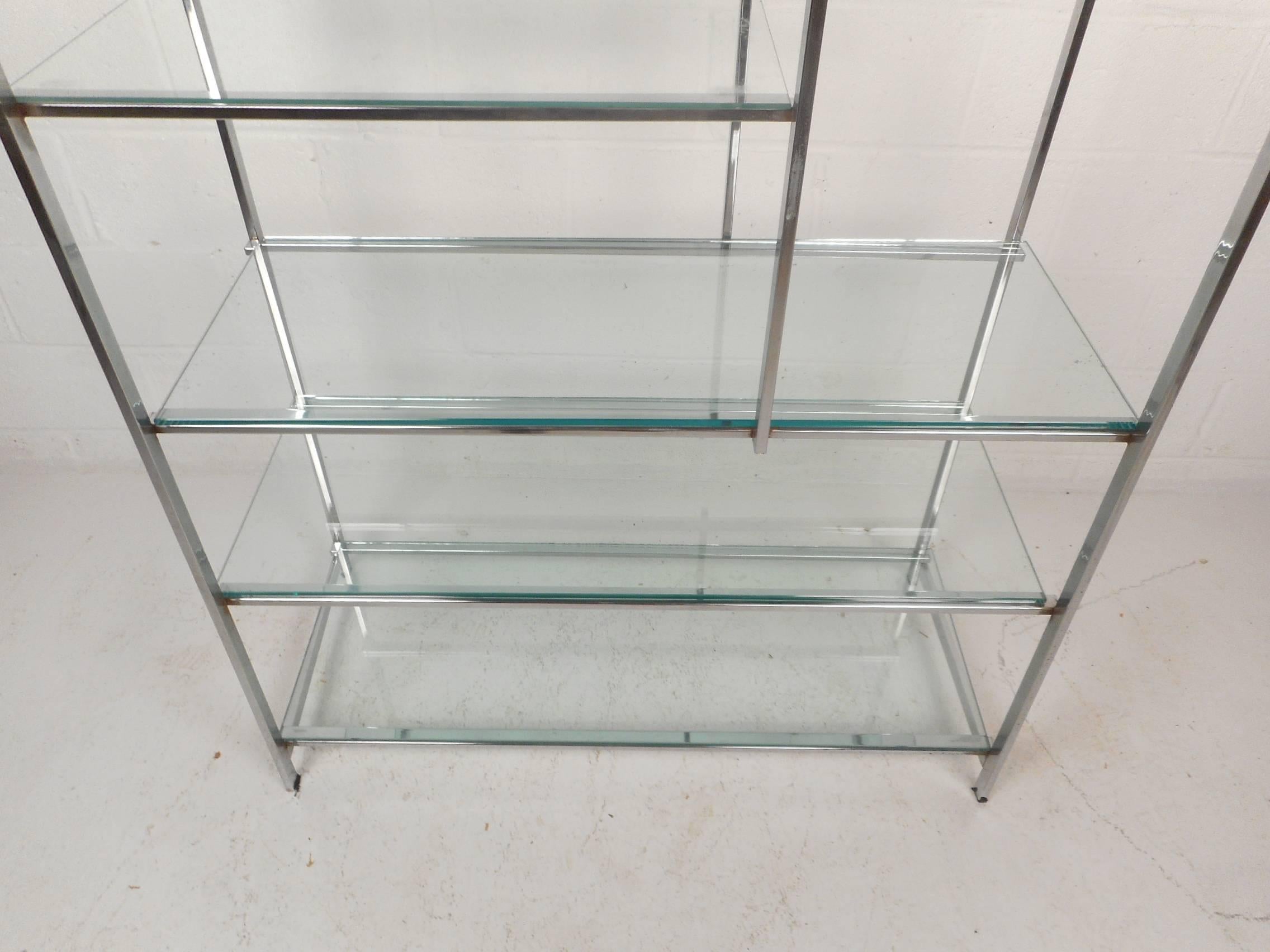 Late 20th Century Exquisite Mid-Century Modern Chrome Étagère in the Style of Milo Baughman