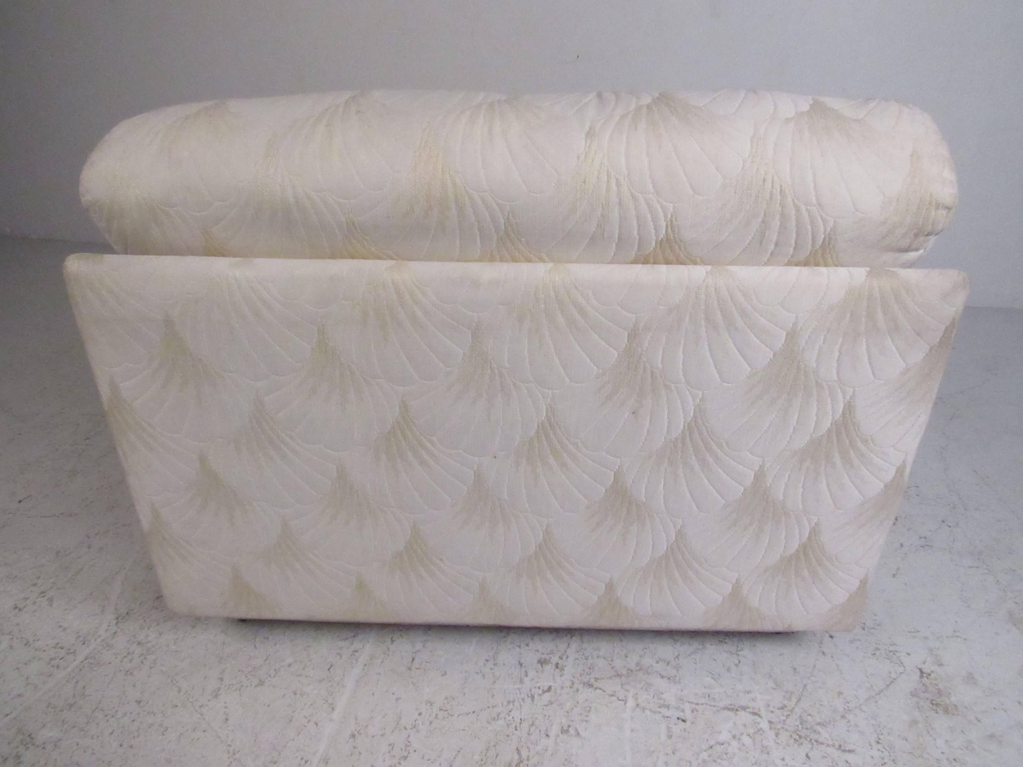 Upholstery Mid-Century Modern Tufted Lounge and Ottoman