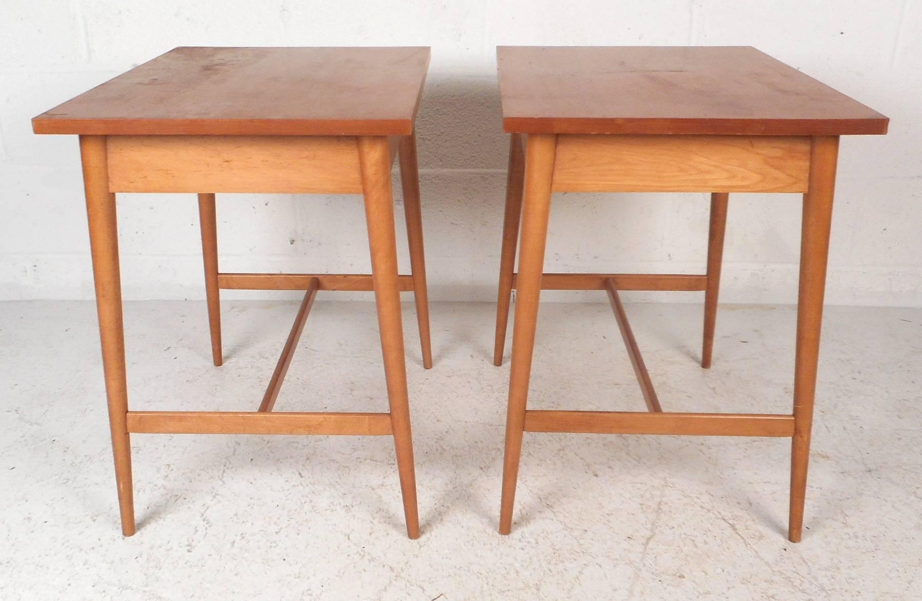 American Pair of Mid-Century Modern End Tables by Paul McCobb for Planner Group