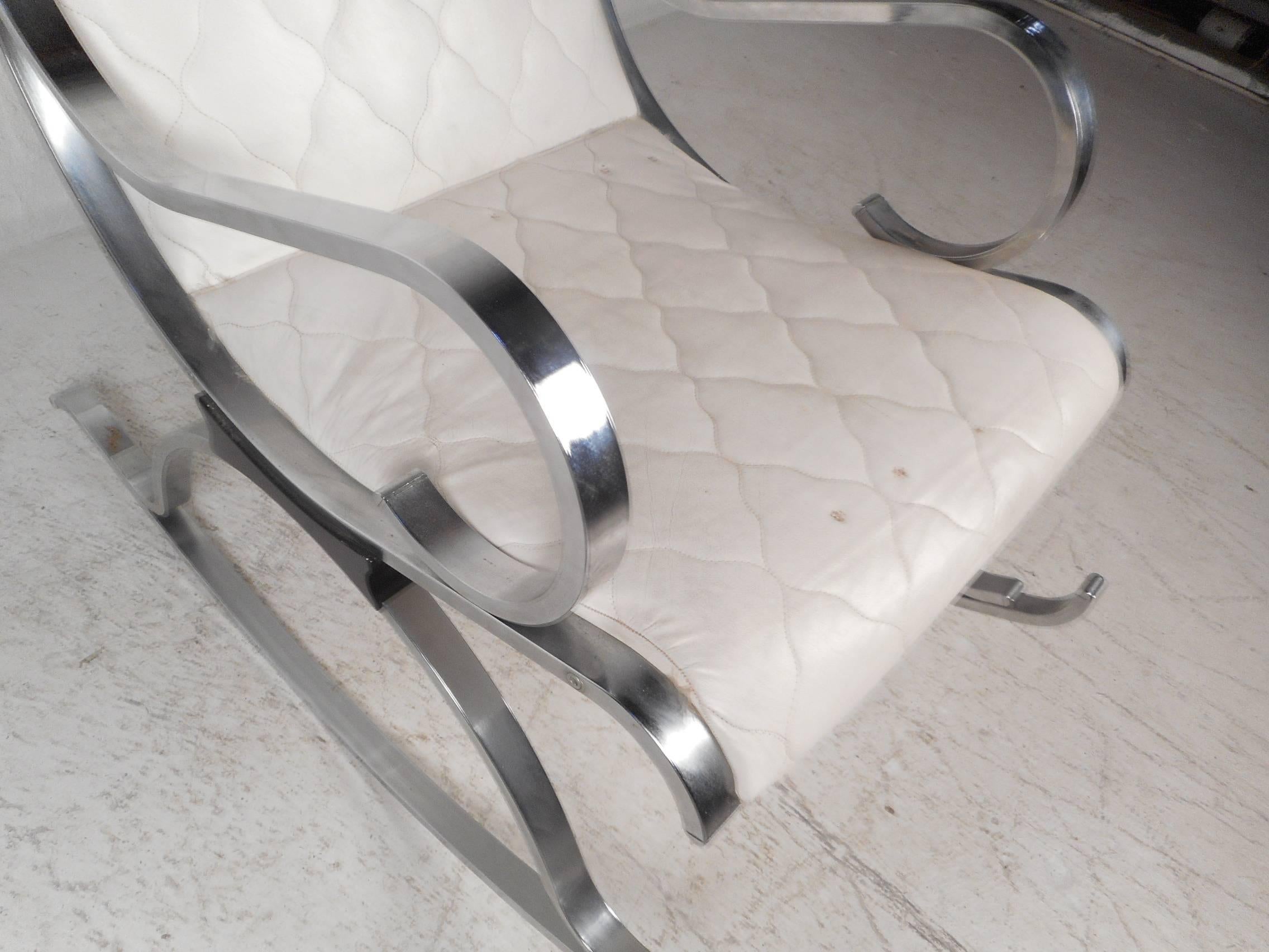 Late 20th Century Mid-Century Modern Leather and Chrome Rocking Chair