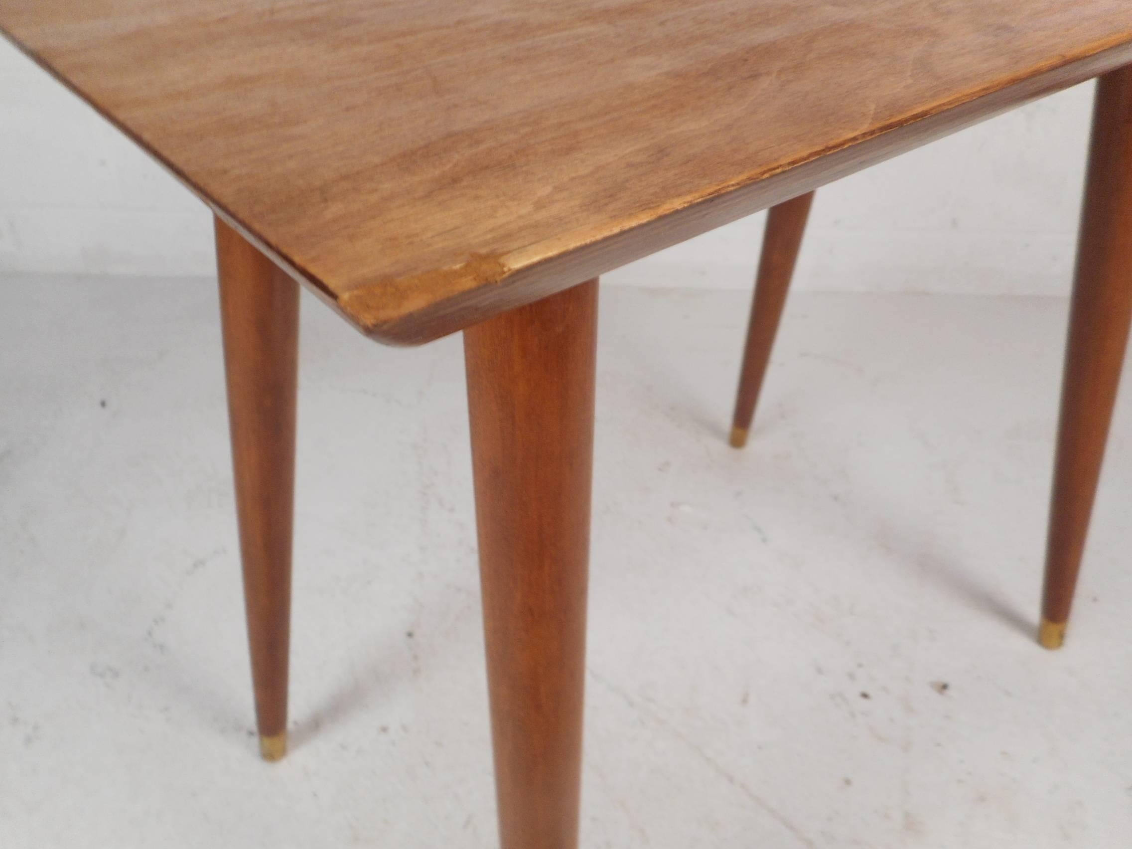 Mid-Century Modern Paul McCobb Style Side Table 1