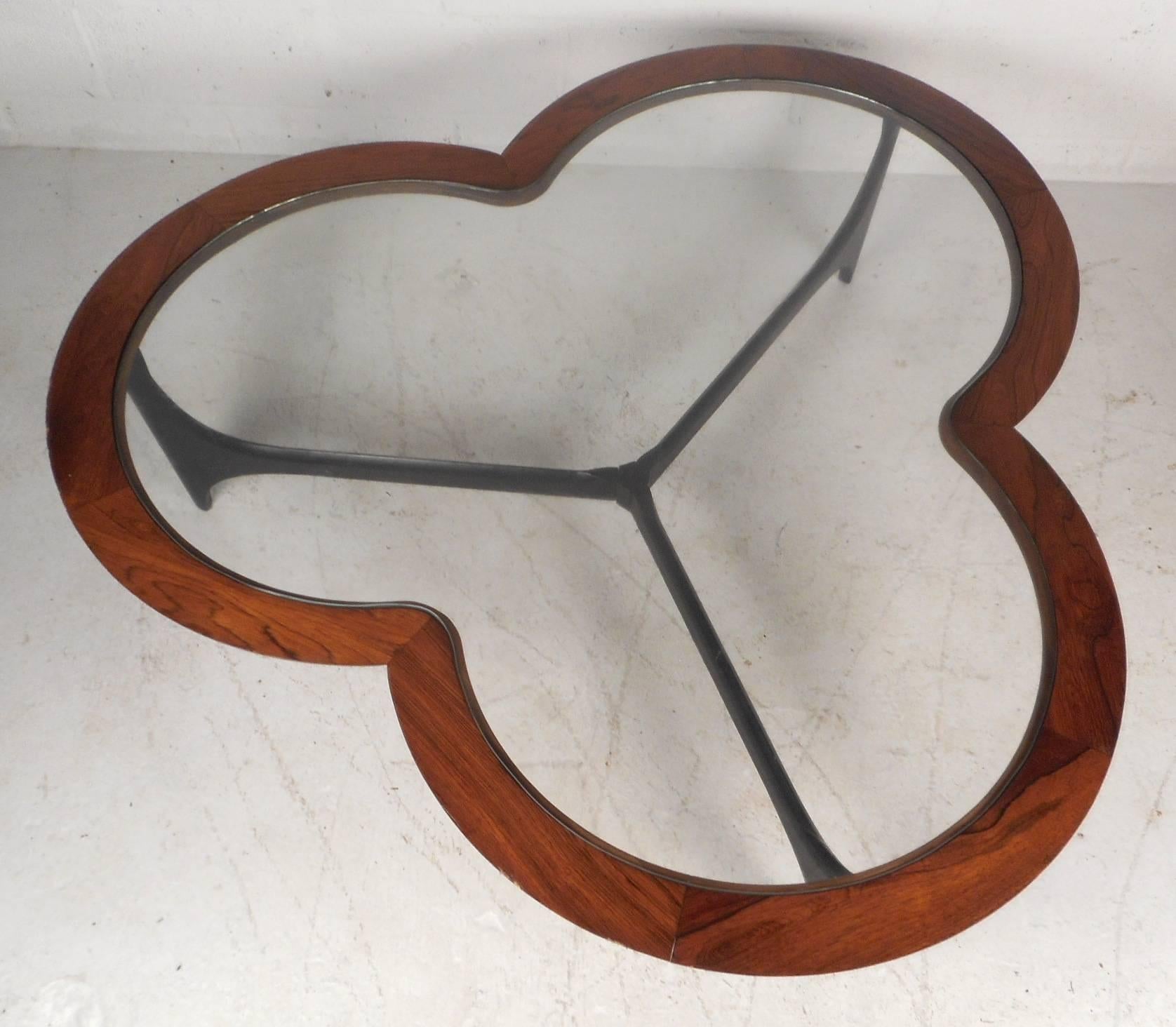 American Mid-Century Modern Three-Leaf Clover Walnut Coffee Table by Lane Furniture