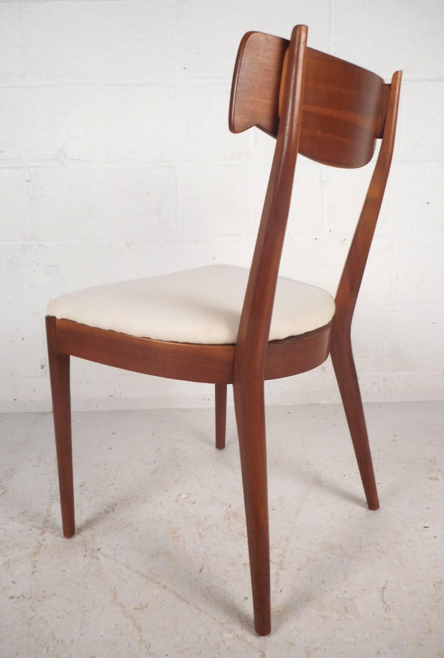 Set of Mid-Century Modern Drexel Declaration Dining Chairs by Kipp Stewart. In Good Condition In Brooklyn, NY