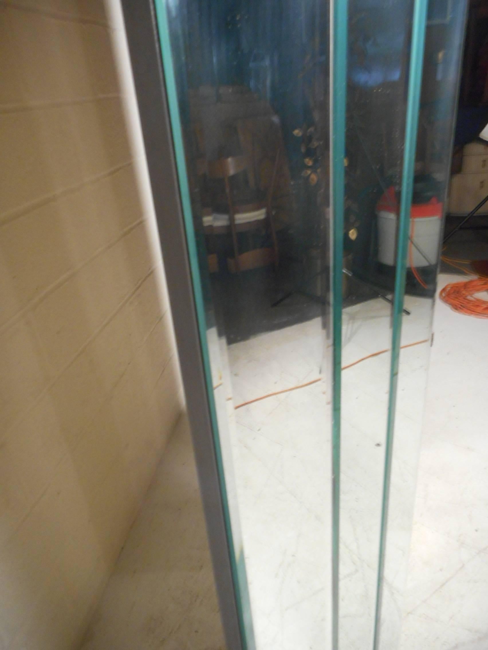 Stunning Mid-Century Modern Four-Panel Mirrored Room Divider 2