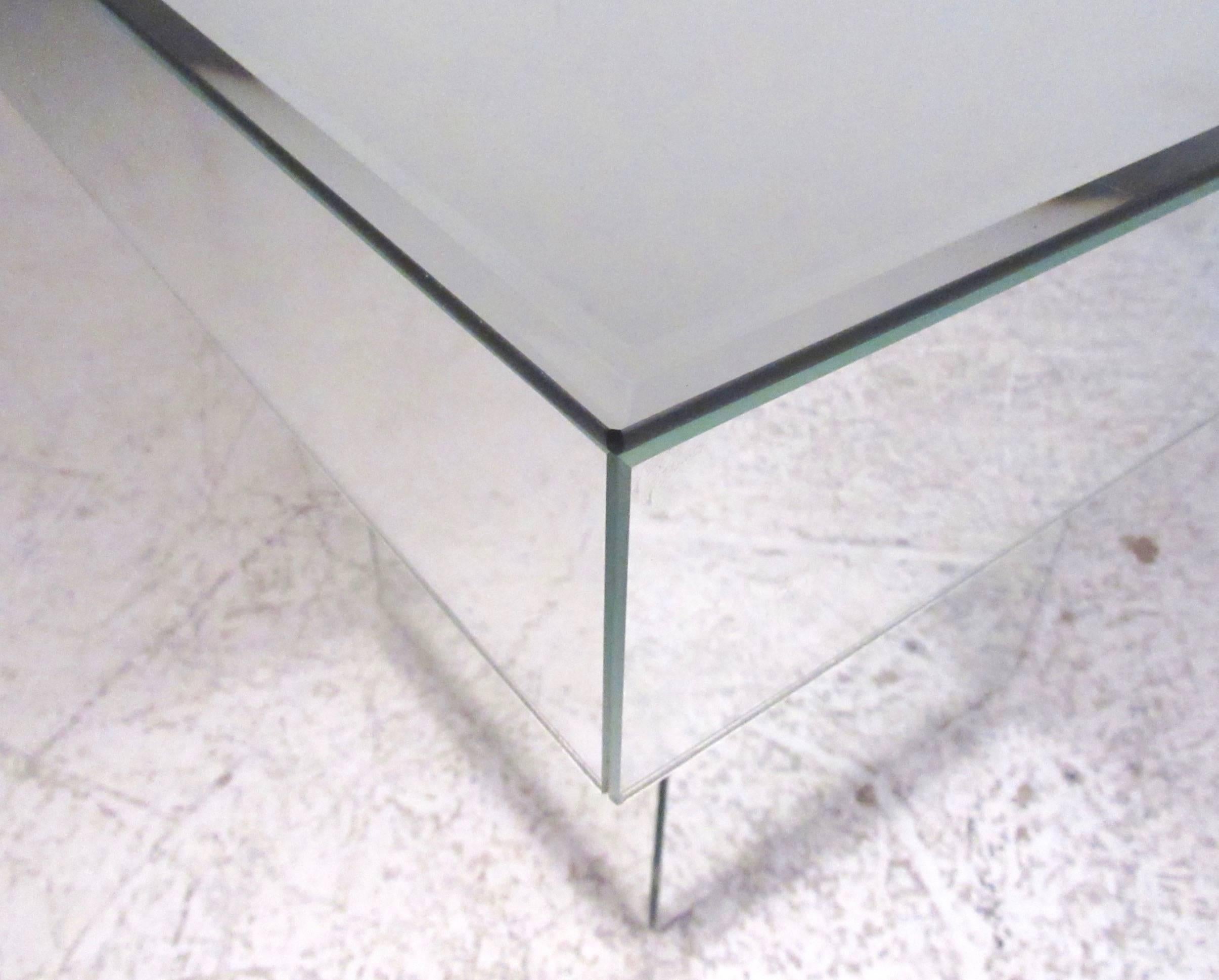 Mid-Century Modern Vintage Modern Mirrored End Table For Sale