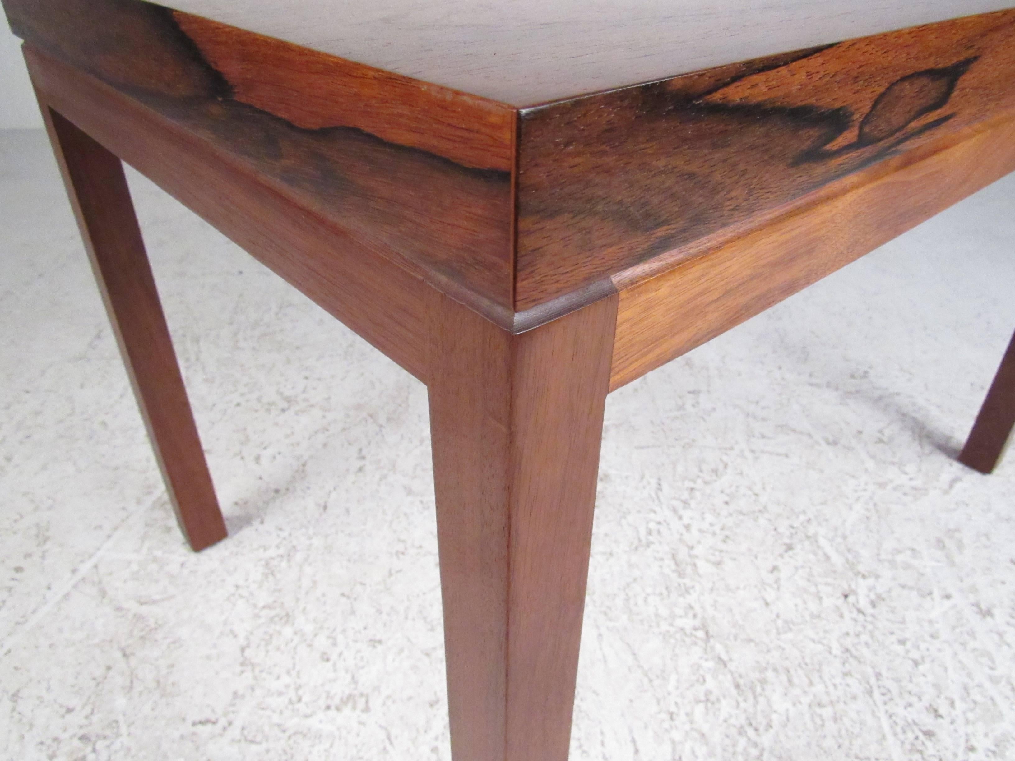 Milo Baughman for Thayer Coggin Rosewood Side Table In Good Condition In Brooklyn, NY